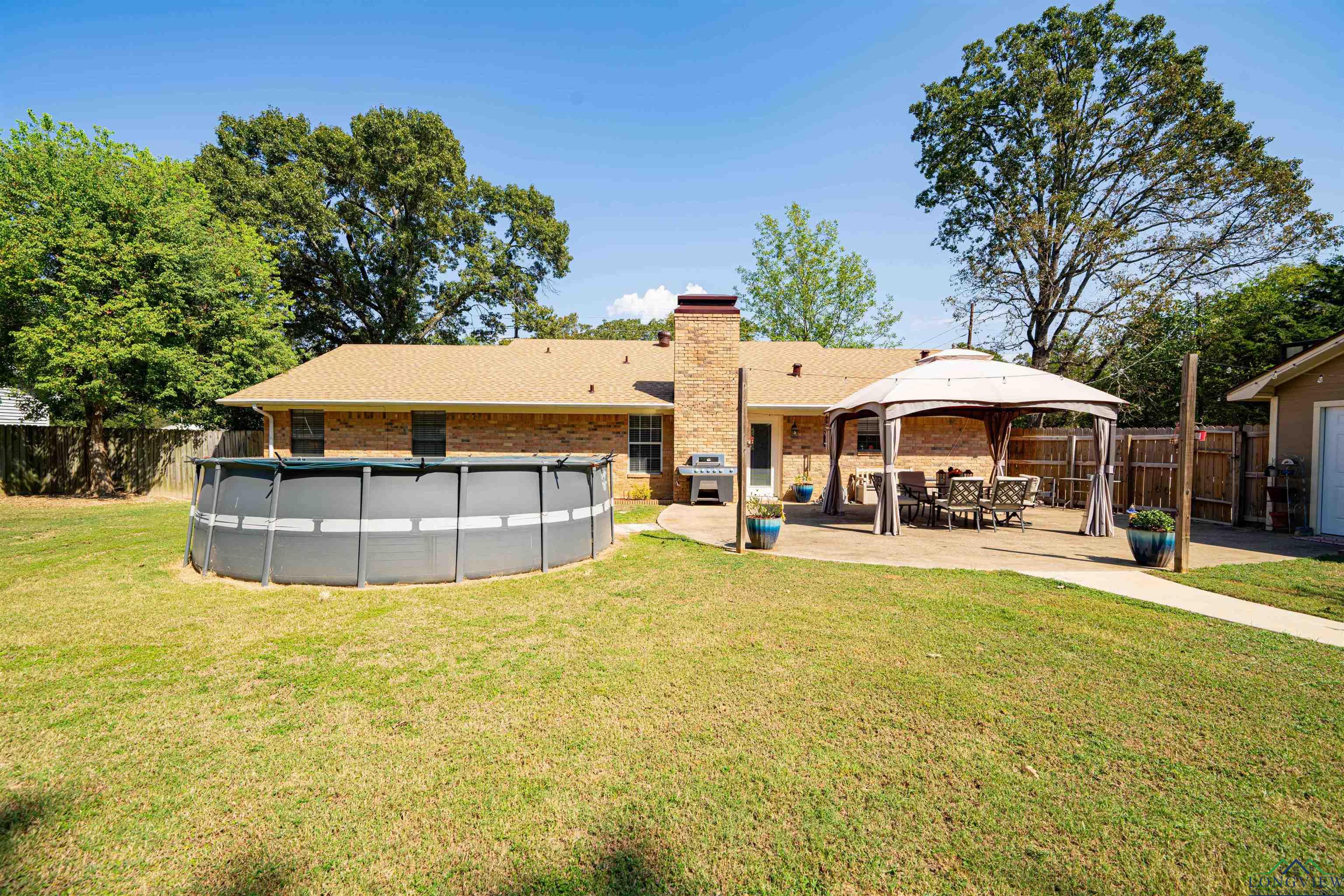 2712 S Stone Road With Guesthouse Circle, Kilgore, Texas image 24