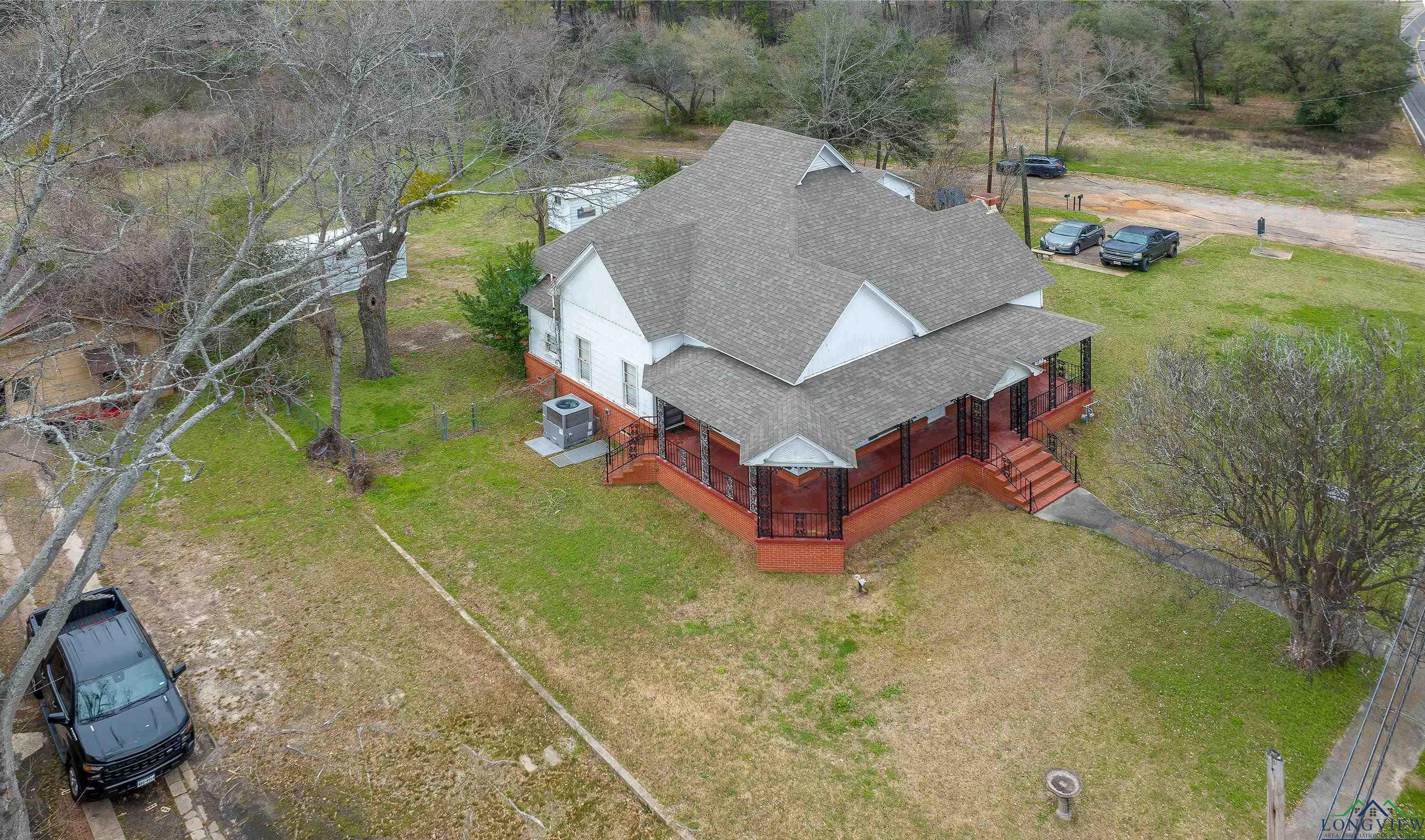 409 N Main St, Gladewater, Texas image 3