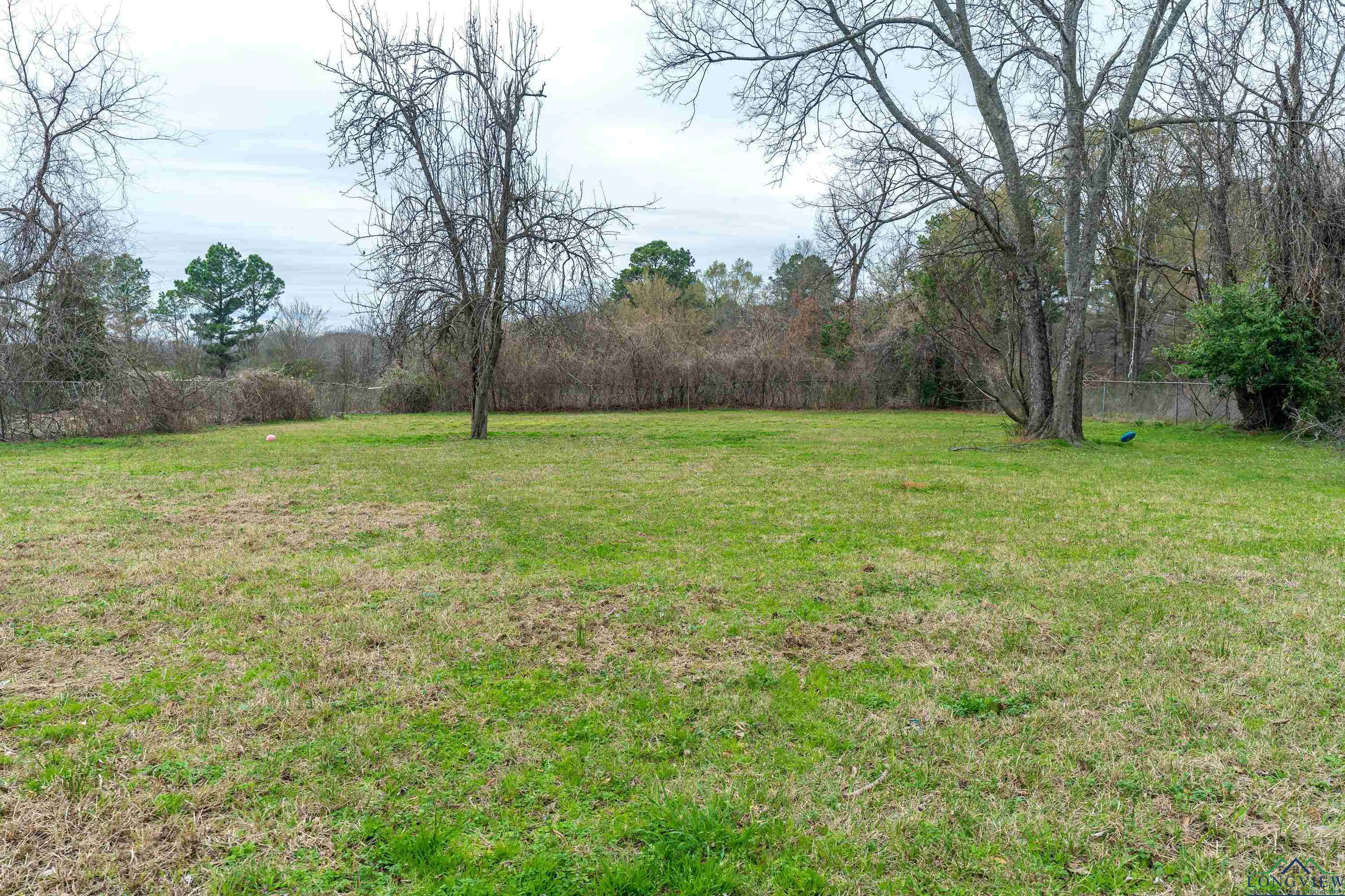 409 N Main St, Gladewater, Texas image 8