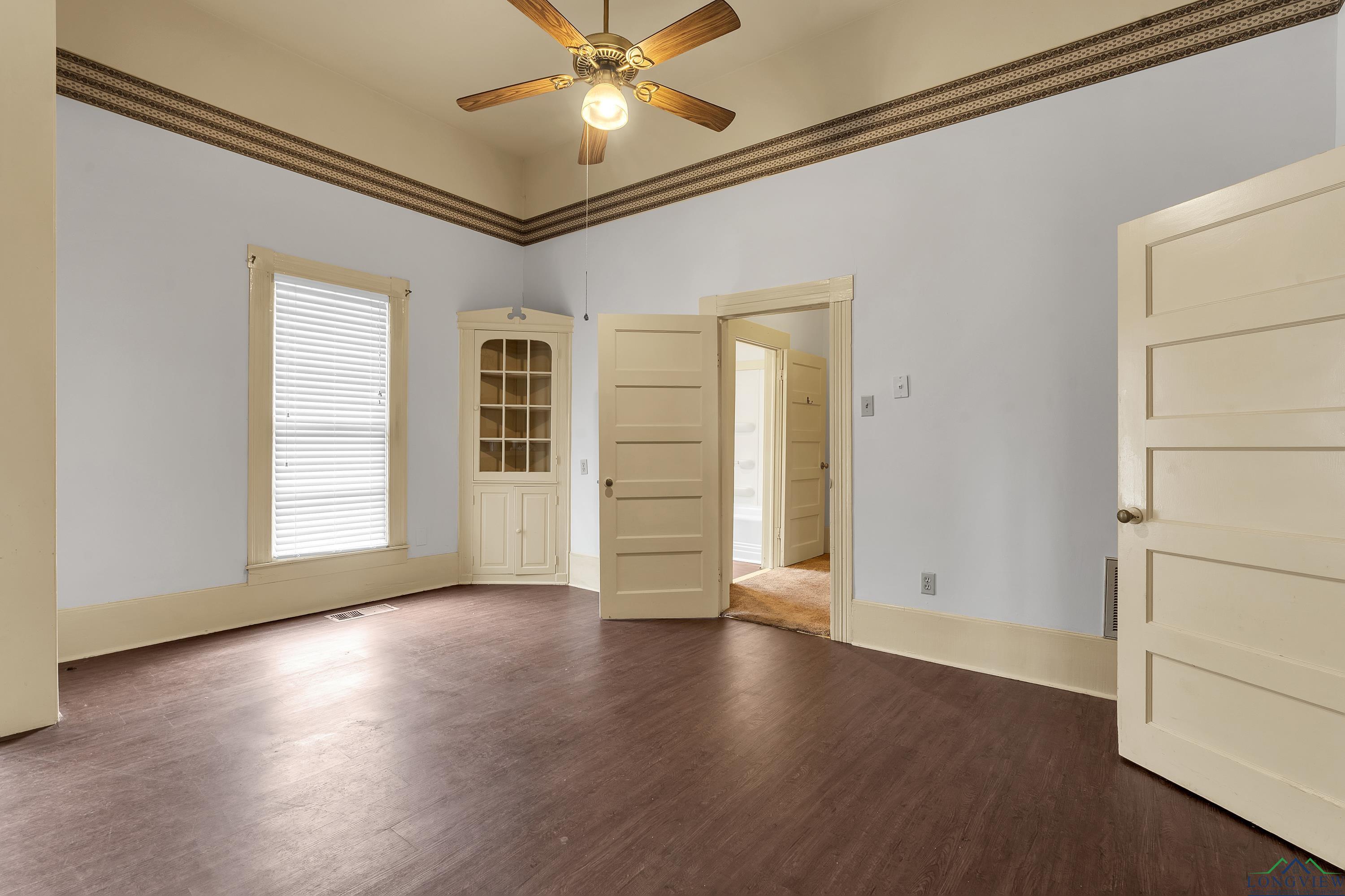 409 N Main St, Gladewater, Texas image 14