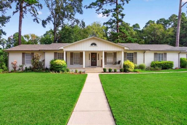 1105 E MAIN ST, HENDERSON, TX 75652 - Image a320a73b14452a3654f4cf39a062e113/1187725529