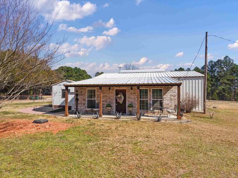 Homes For Sale - 16310 County Road 373<br/> Gladewater, TX 75647
