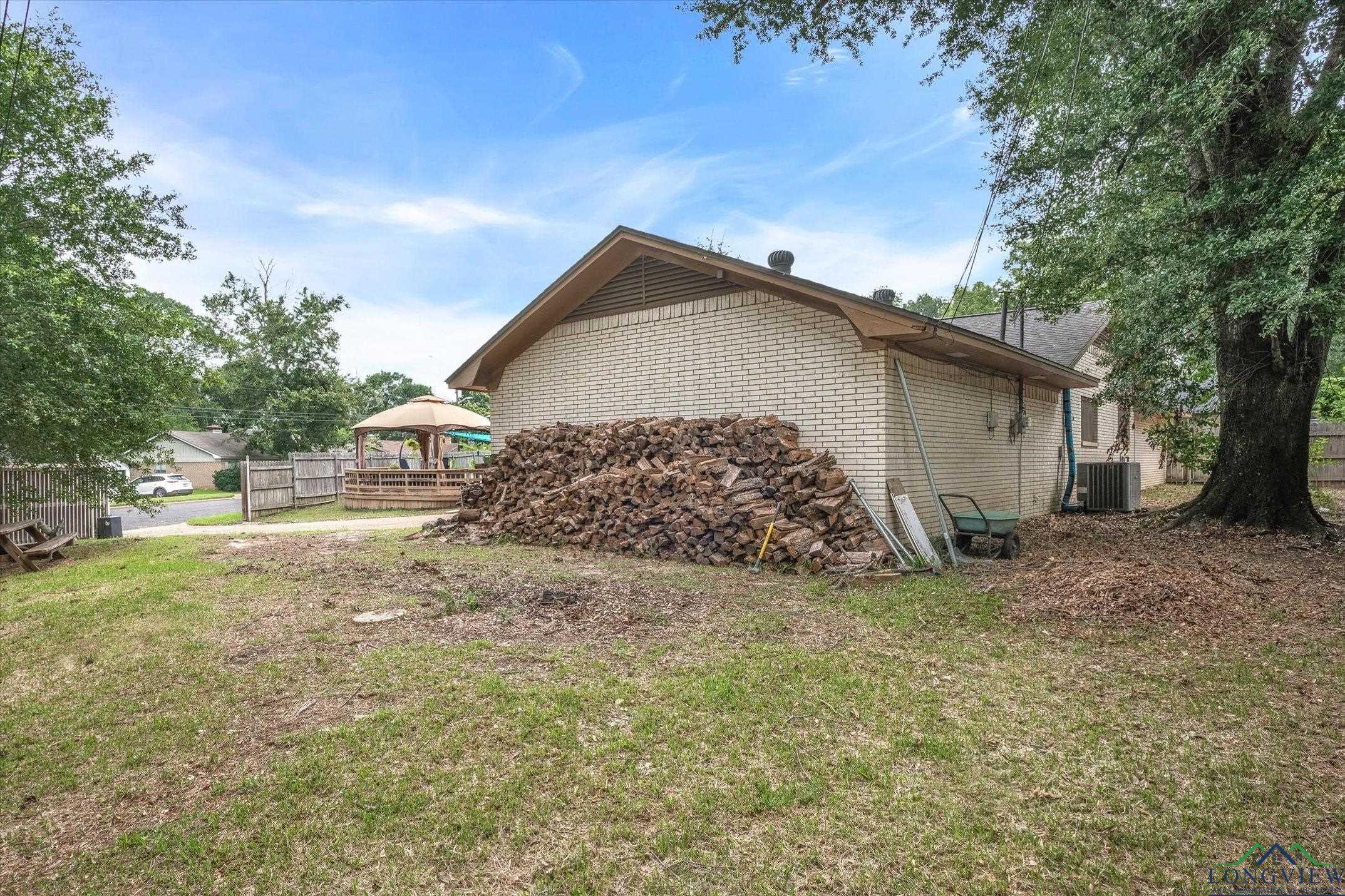 223 Guadalupe Drive, Athens, Texas image 13