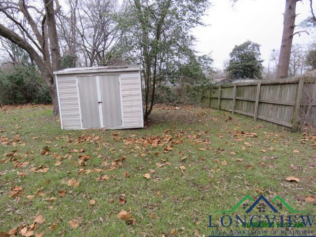 906 W 11th St, Mount Pleasant, Texas image 17