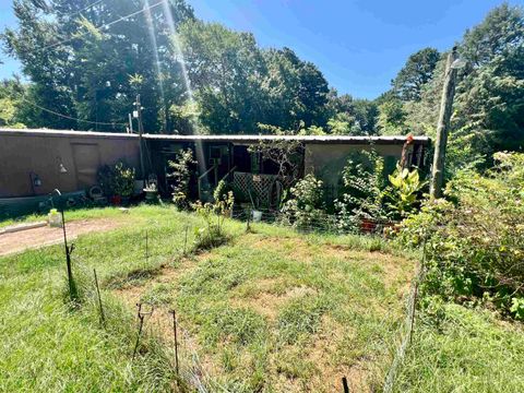 Mobile Home For Sale - 1736 County Road 246 N<br/> Tyler, TX 75705
