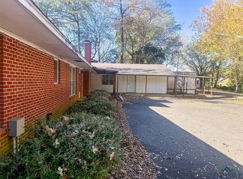 A home in Linden