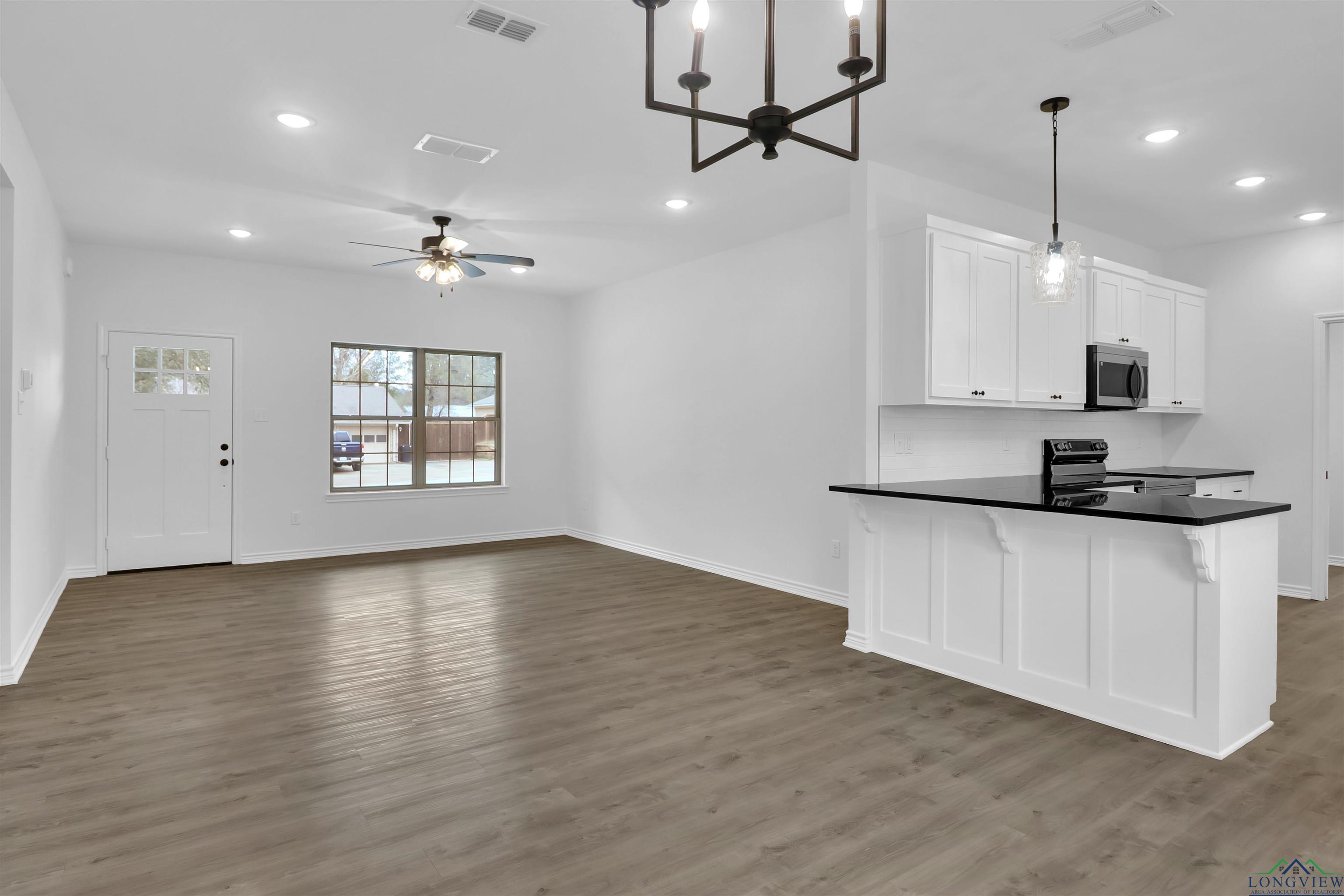 1508 Woodway Ln, Gilmer, Texas image 12