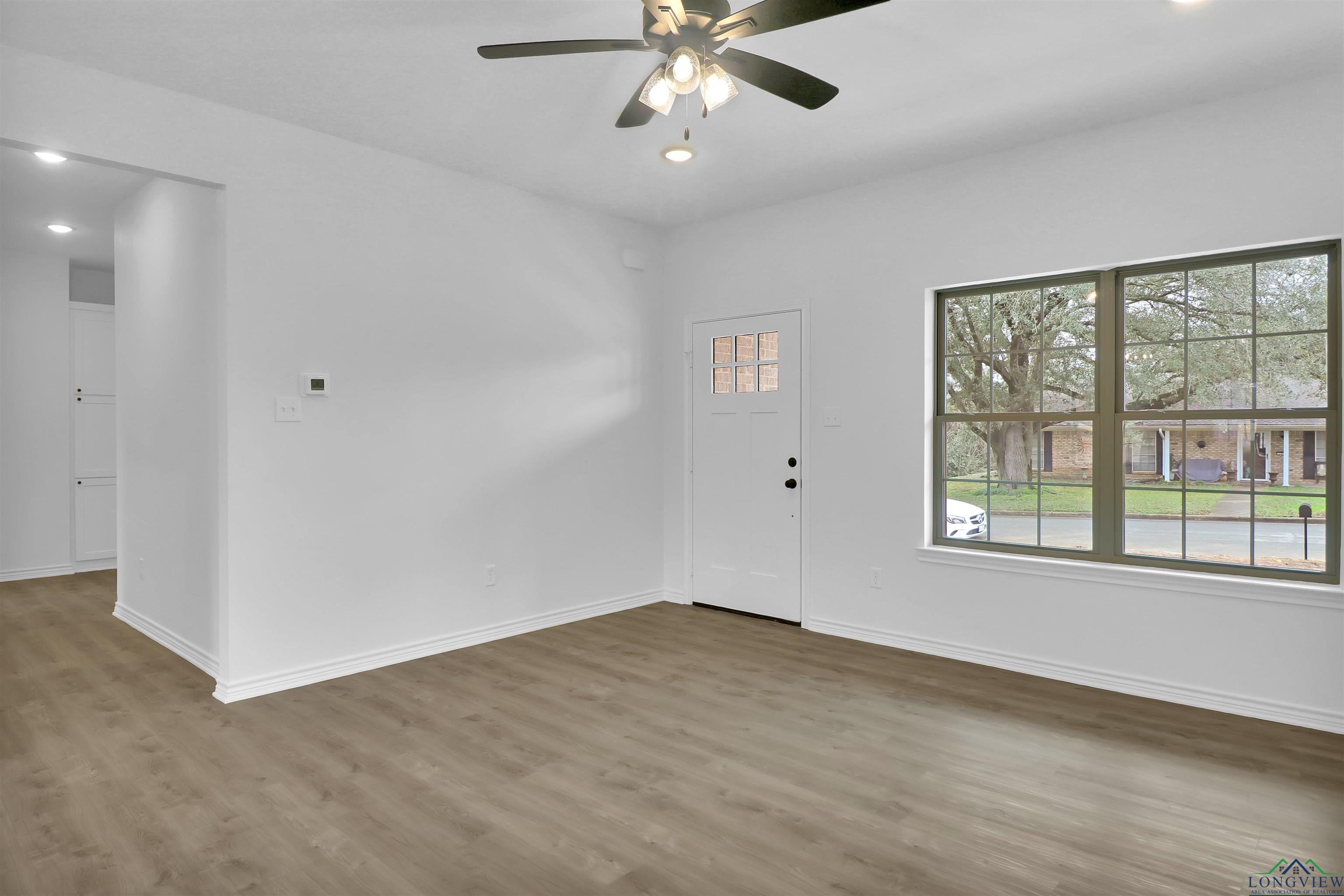 1508 Woodway Ln, Gilmer, Texas image 5