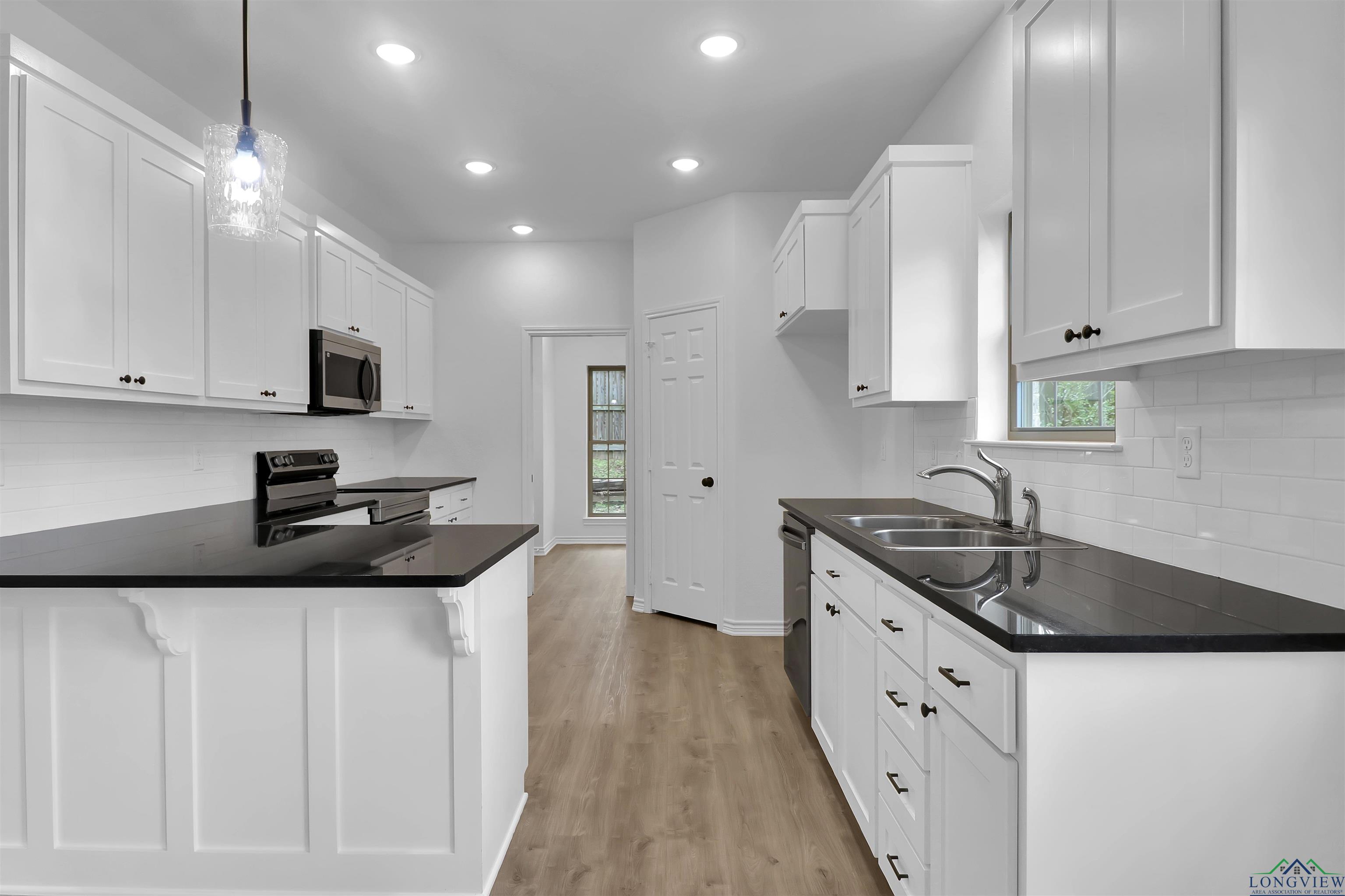 1508 Woodway Ln, Gilmer, Texas image 10