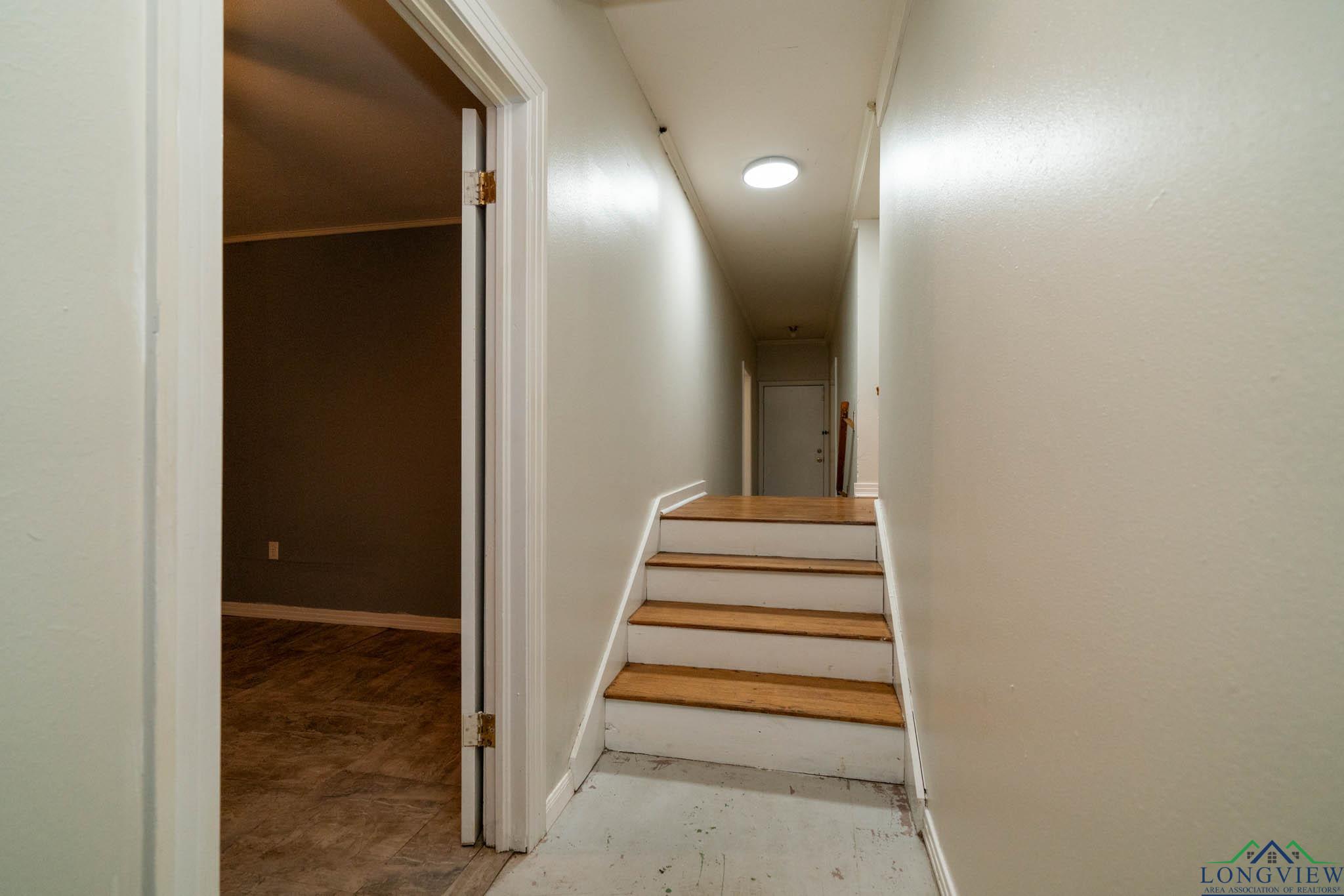 601 Wood St, Gladewater, Texas image 33