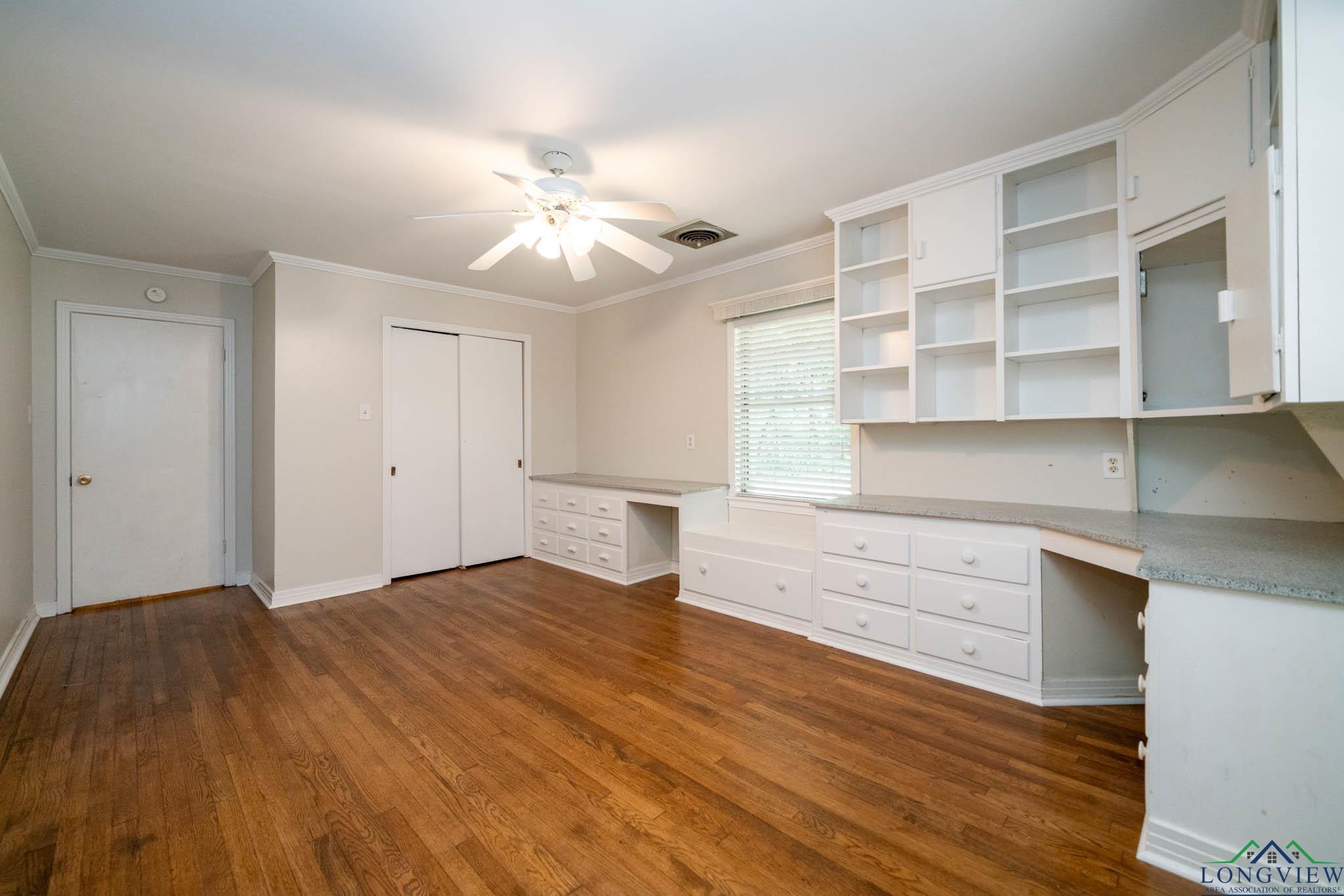 601 Wood St, Gladewater, Texas image 17