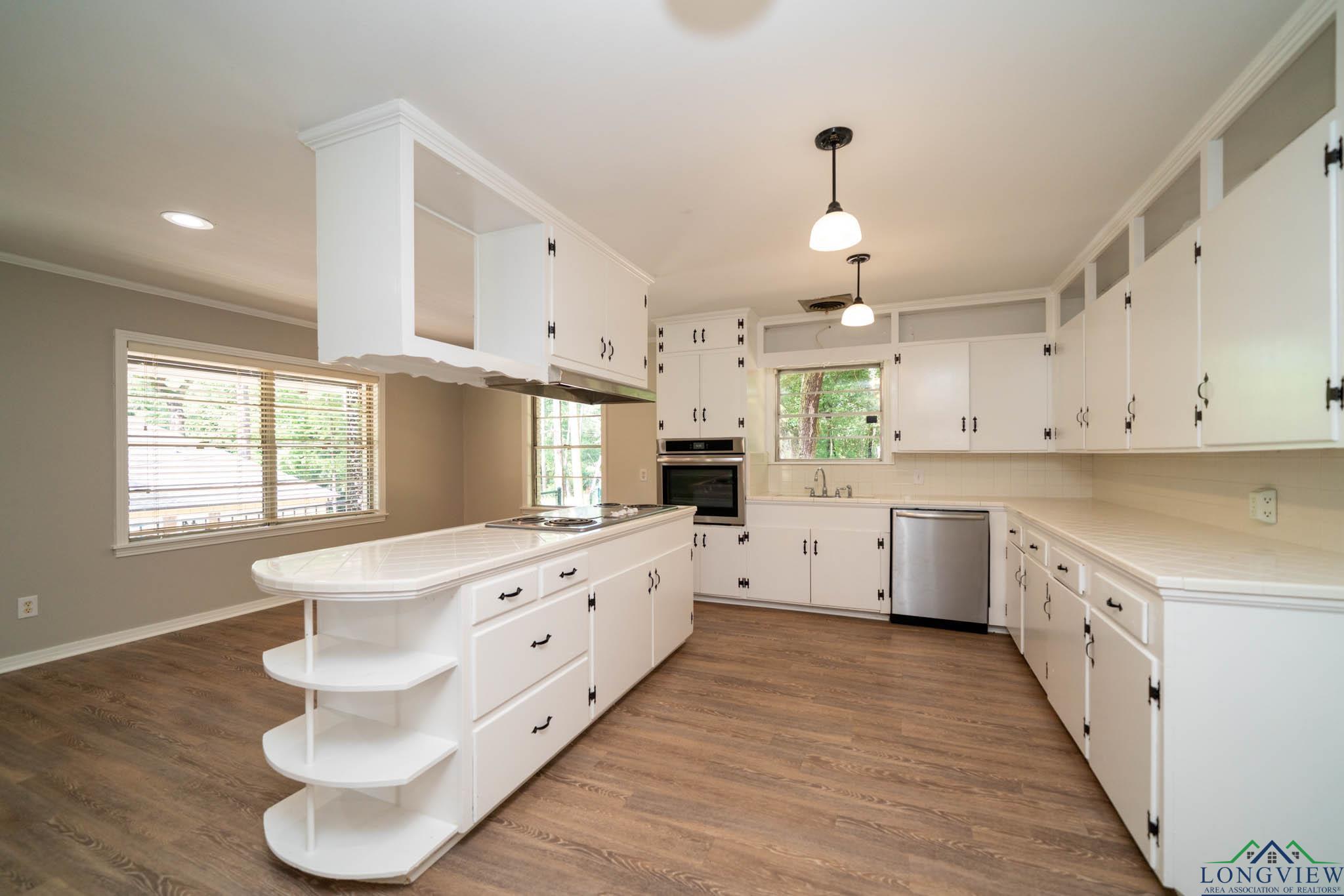 601 Wood St, Gladewater, Texas image 14