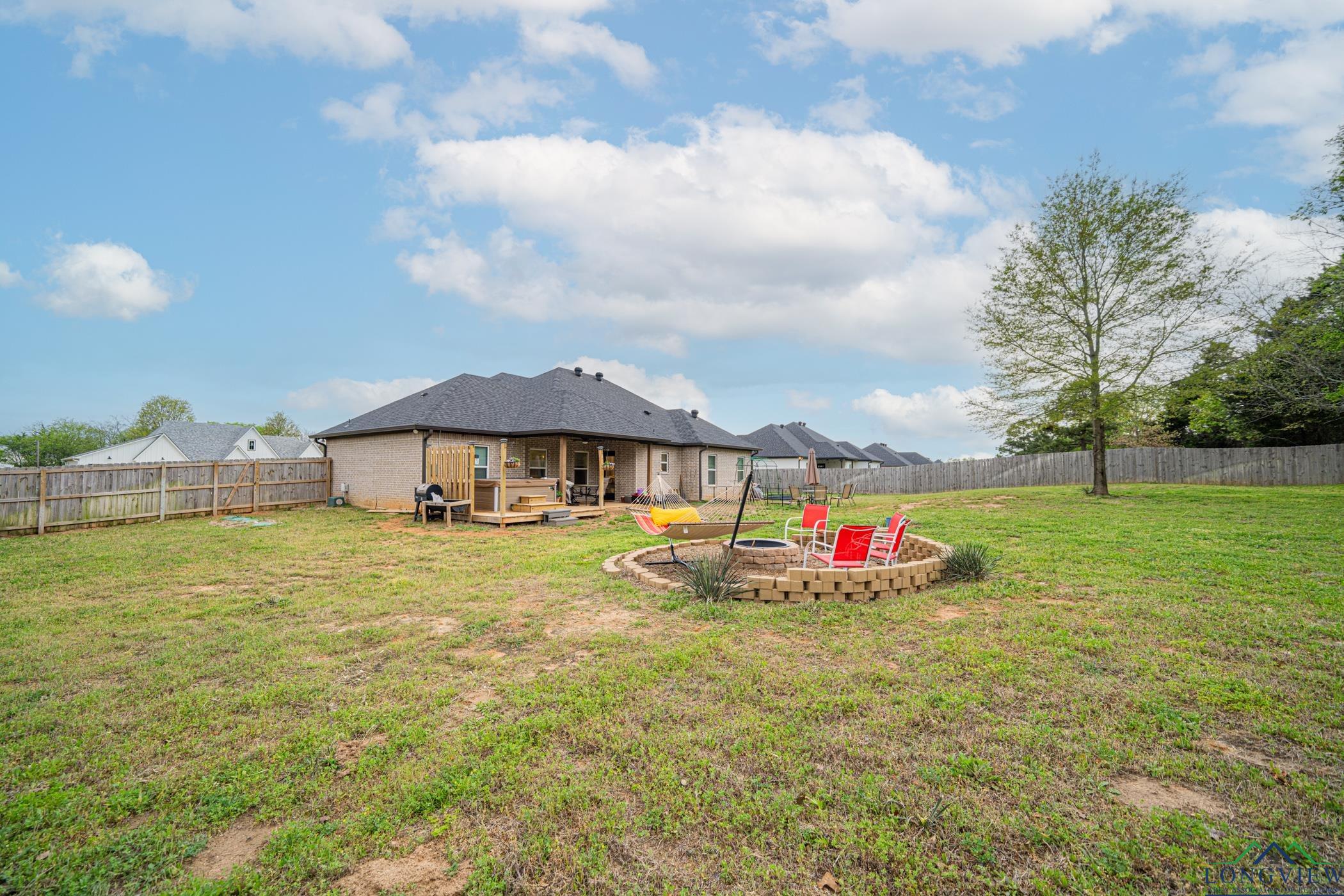 19316 Cedarpark Place, Lindale, Texas image 25