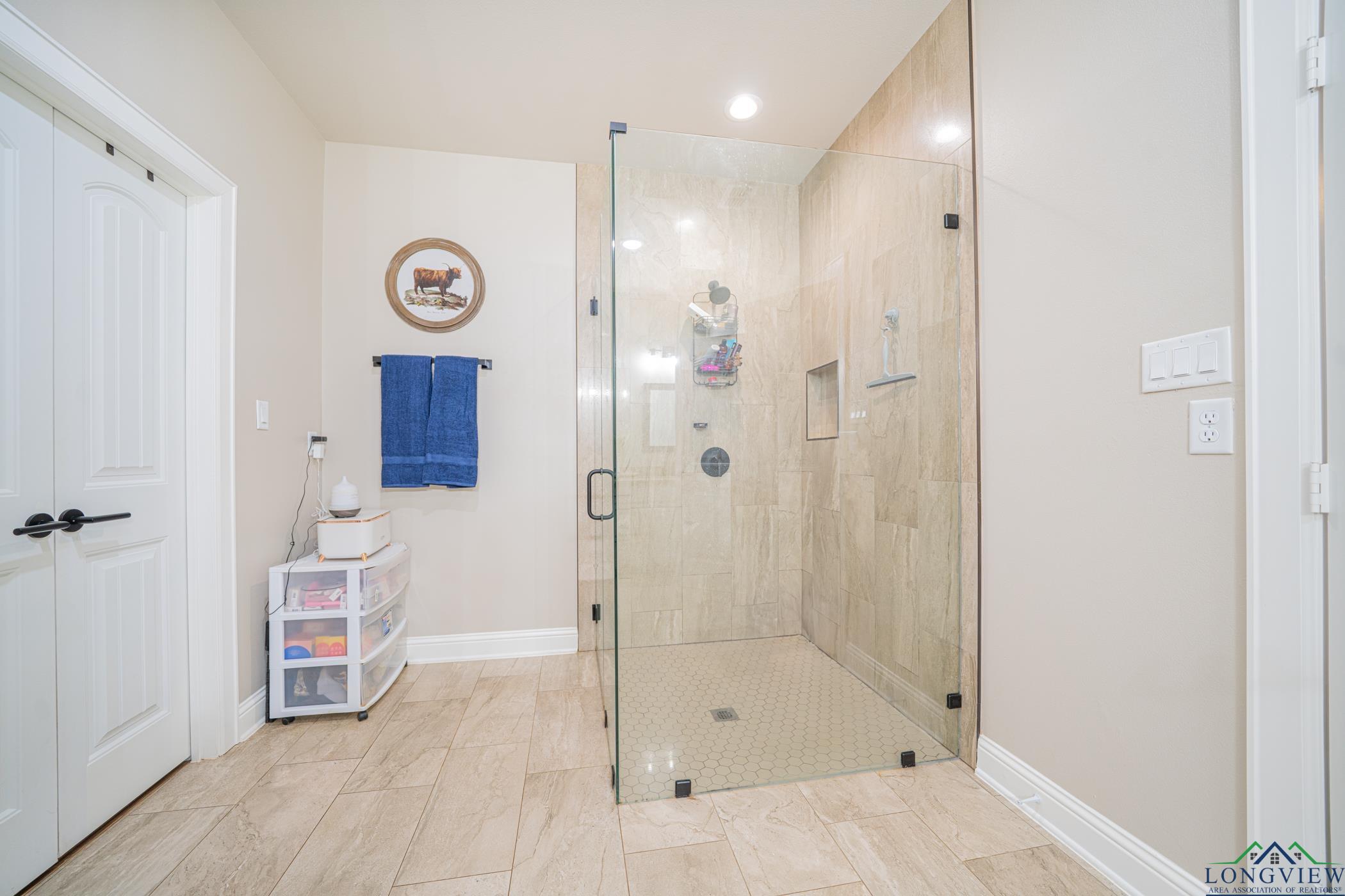 19316 Cedarpark Place, Lindale, Texas image 11