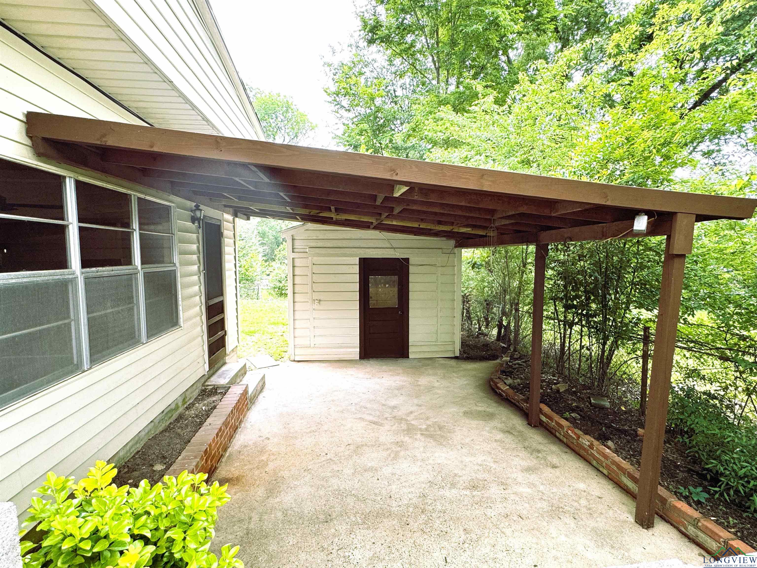 713 Martha Dr, Gladewater, Texas image 30