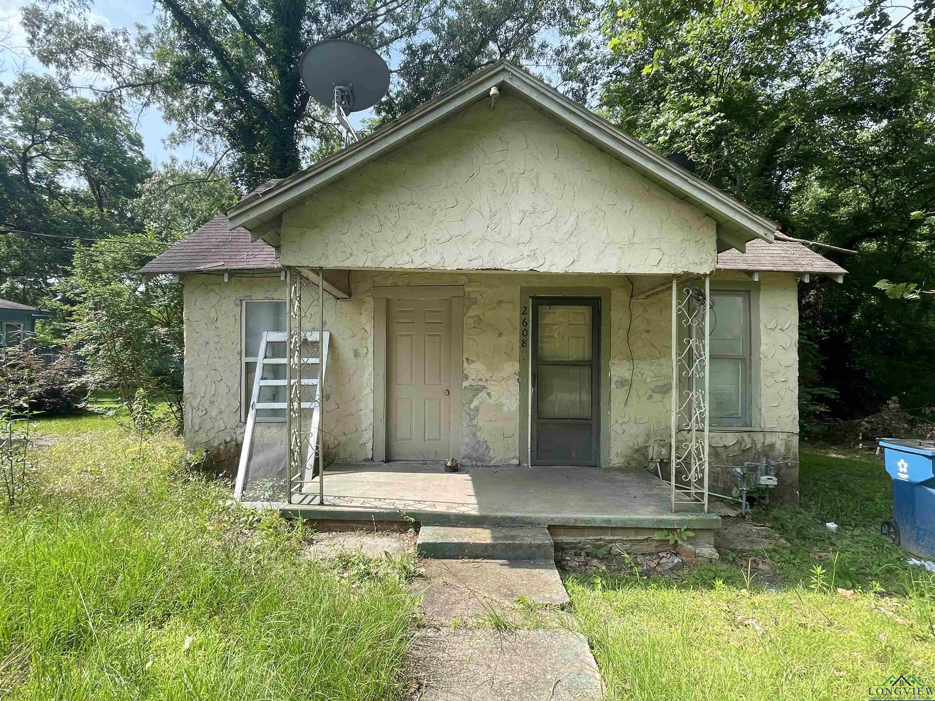 2608 Teddy St, Marshall, Texas image 1