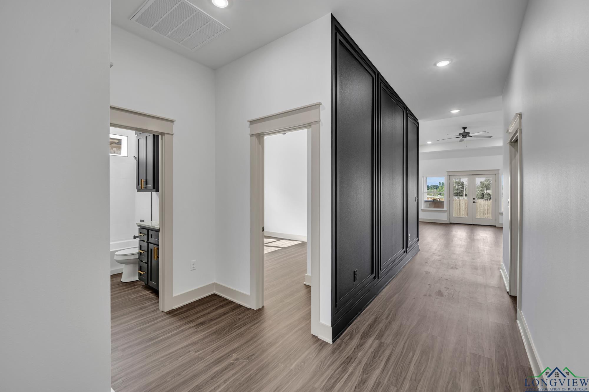 1509 Wellington Ln, Longview, Texas image 3
