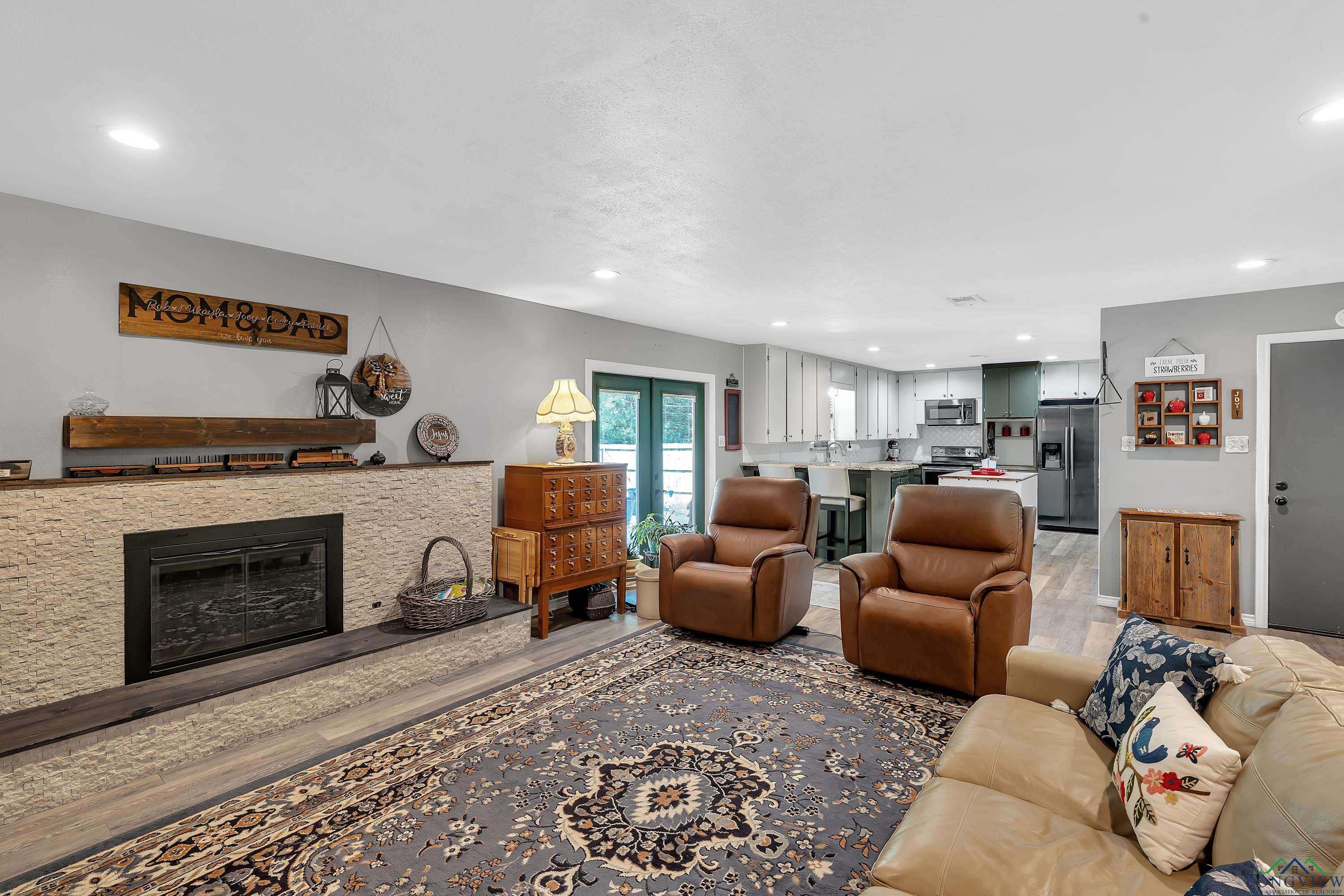 1907 Mary Jane Dr, Longview, Texas image 10