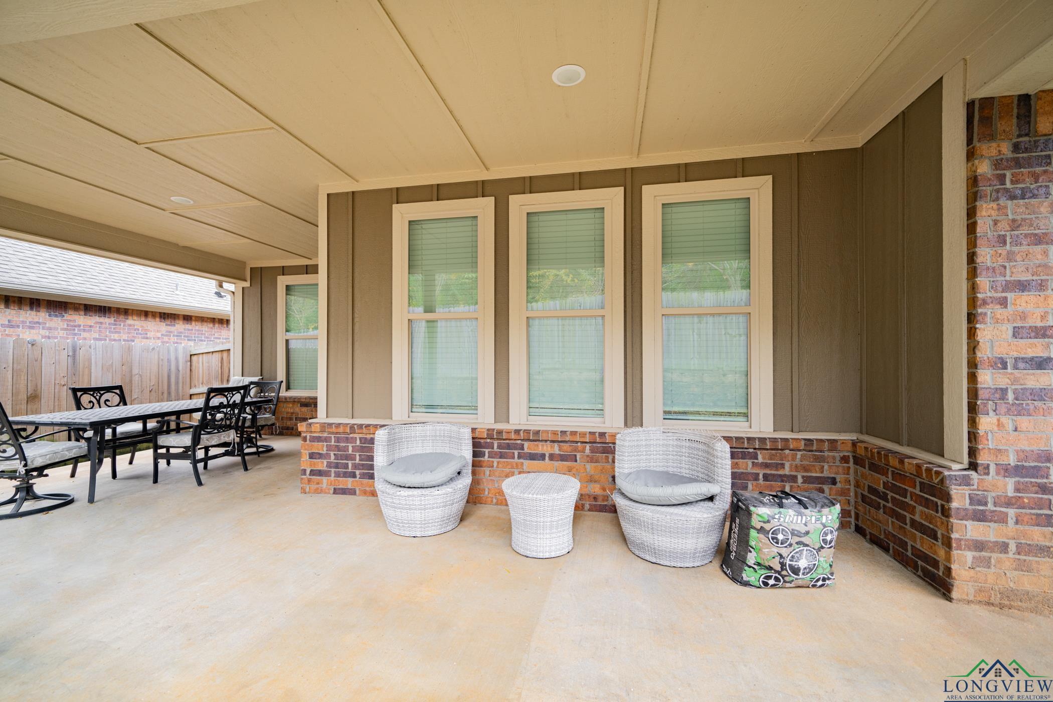 2931 Meadow Brook Trail, Tyler, Texas image 33