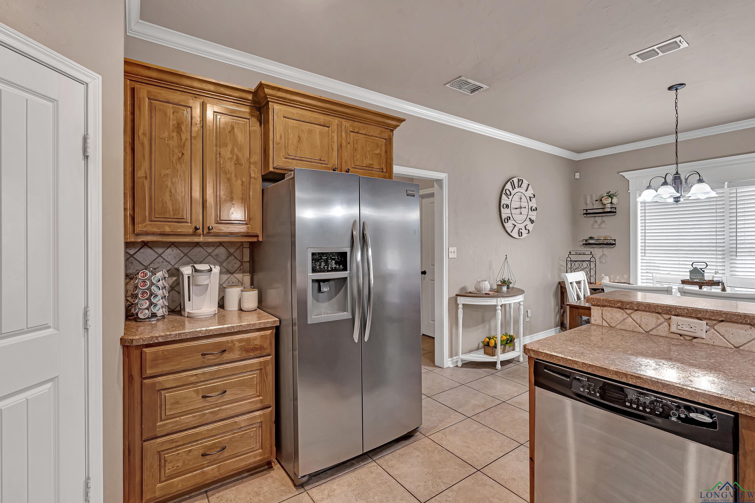 260 Sweetheart Lane, Longview, Texas image 17