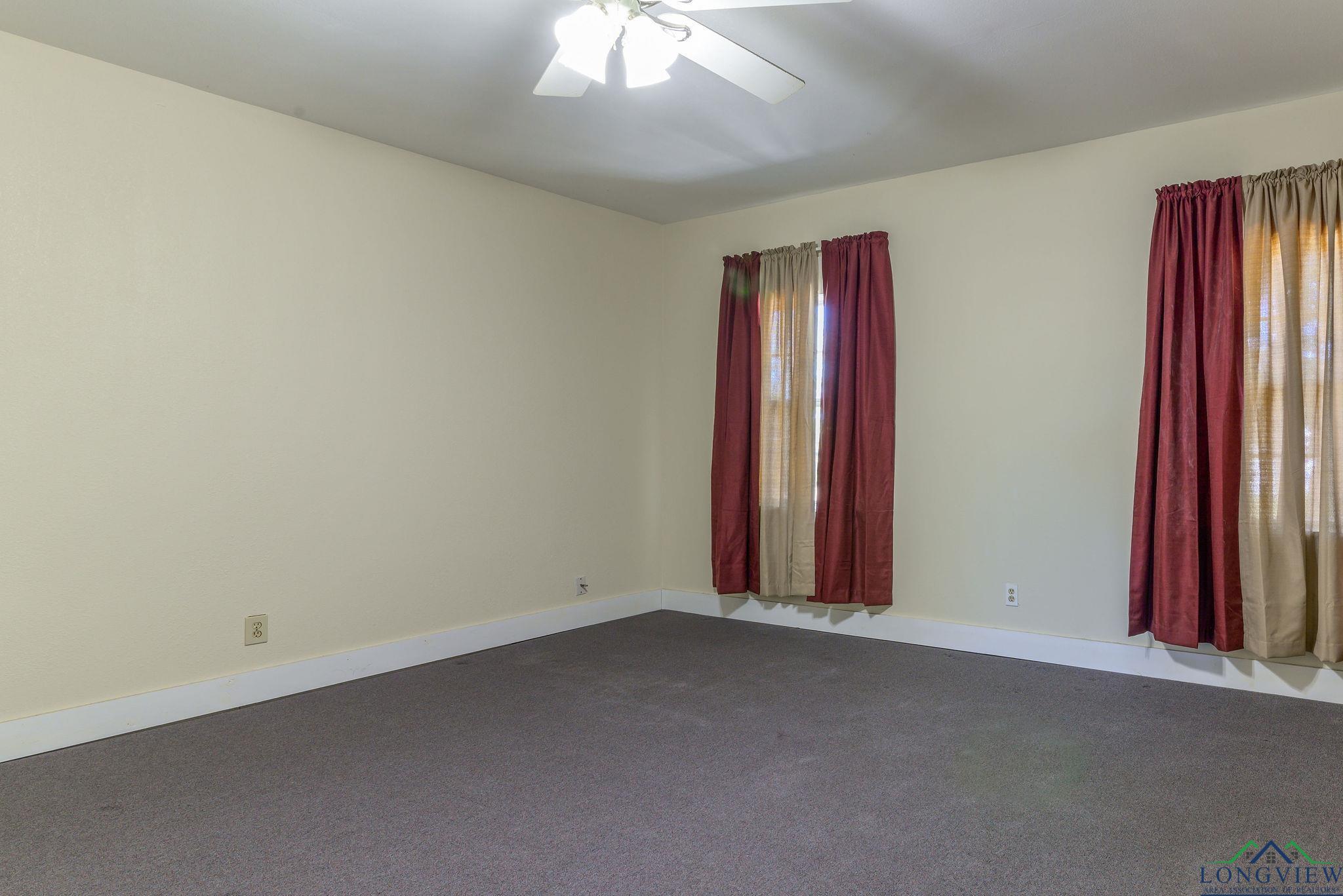 115 W Sage St, Winnsboro, Texas image 31