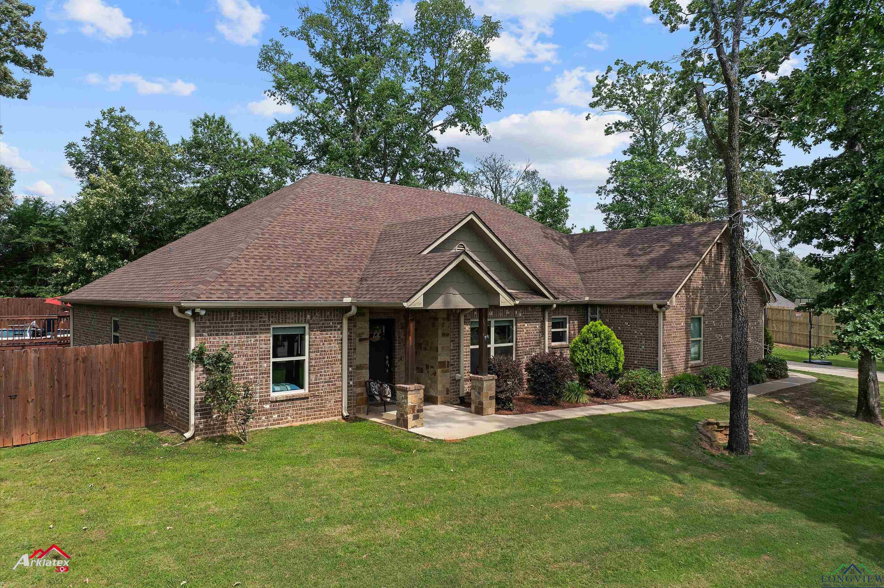 280 Towering Oaks Ln, Longview, Texas image 33