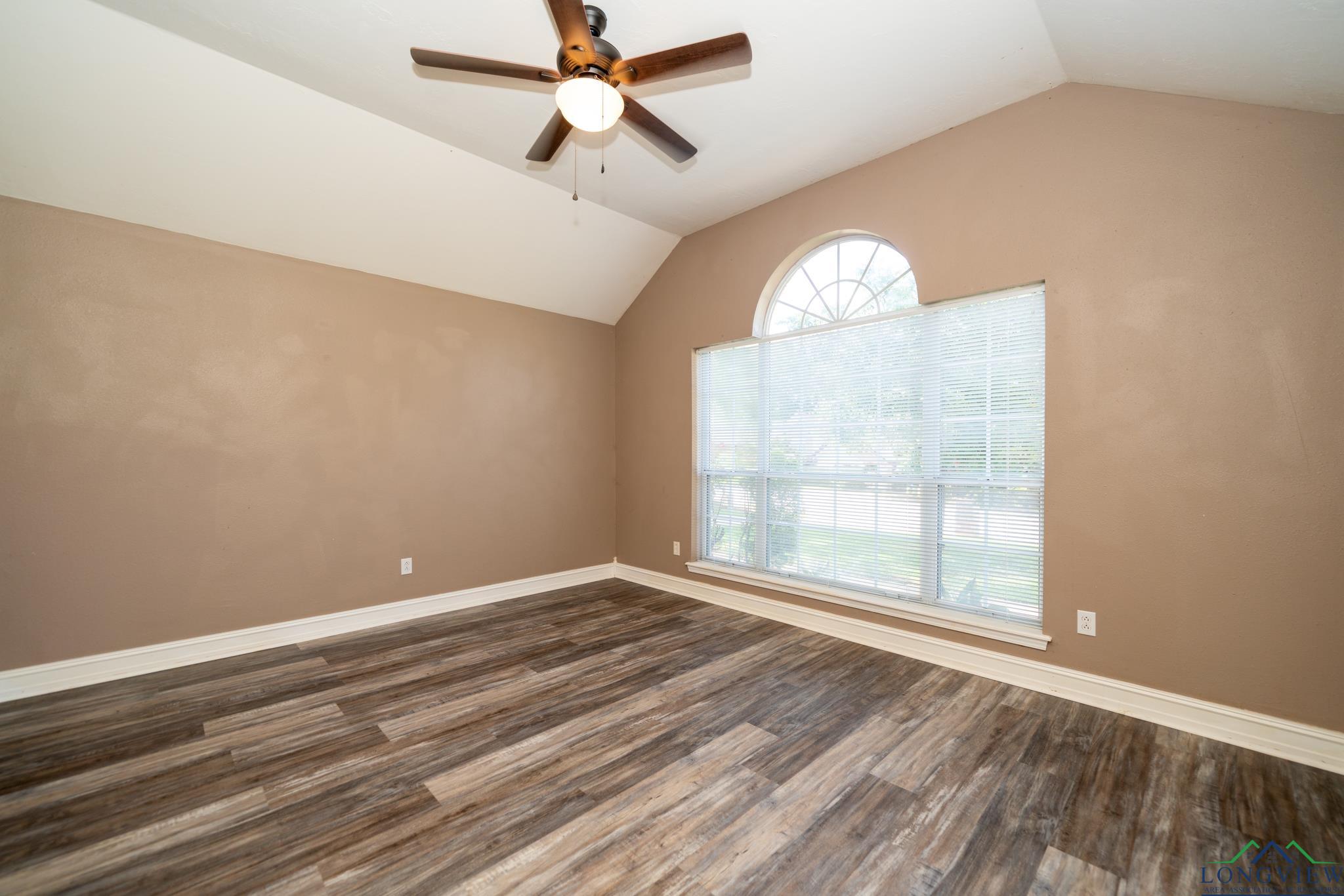 3209 Crenshaw St, Longview, Texas image 9