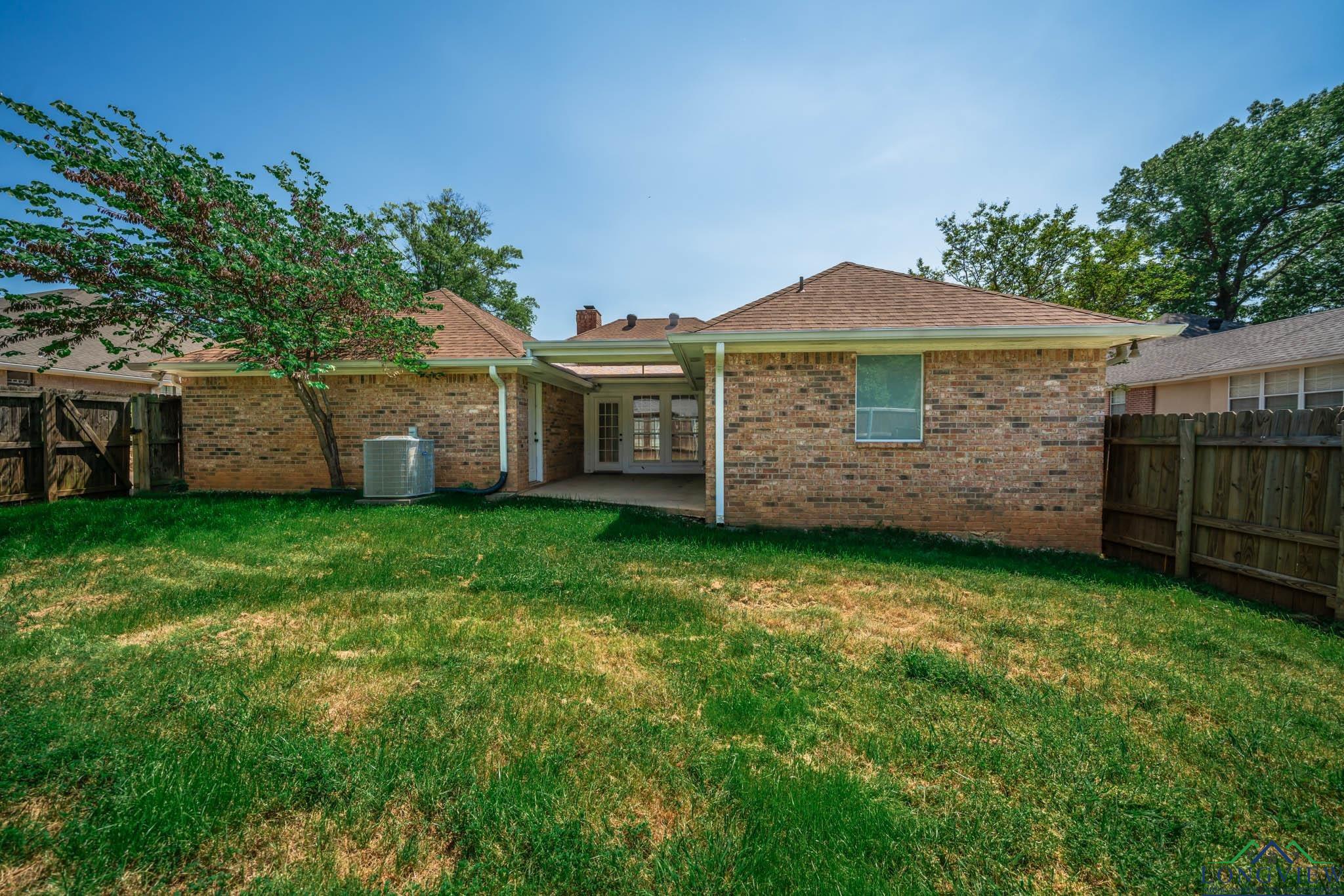 3209 Crenshaw St, Longview, Texas image 29
