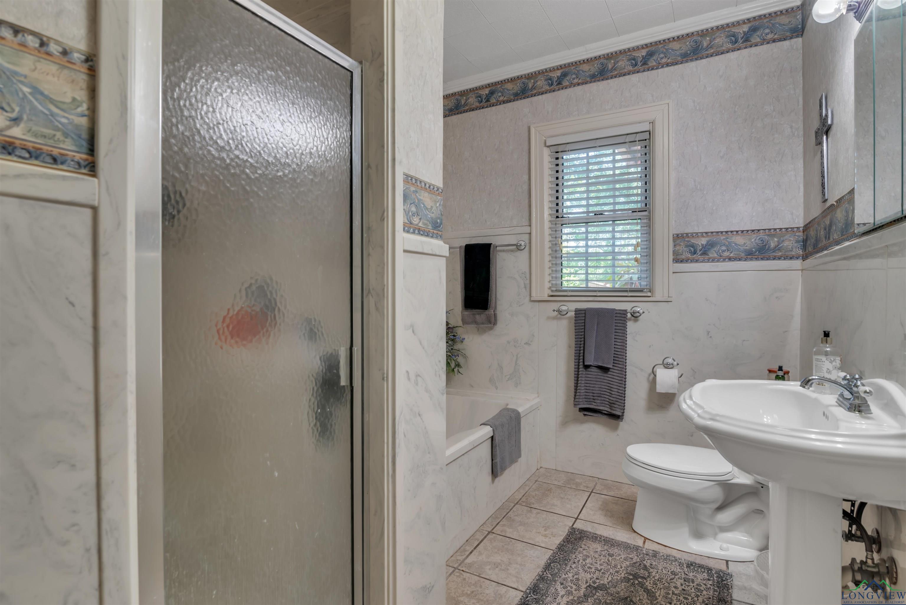 1502 W Pinecrest Dr, Marshall, Texas image 22