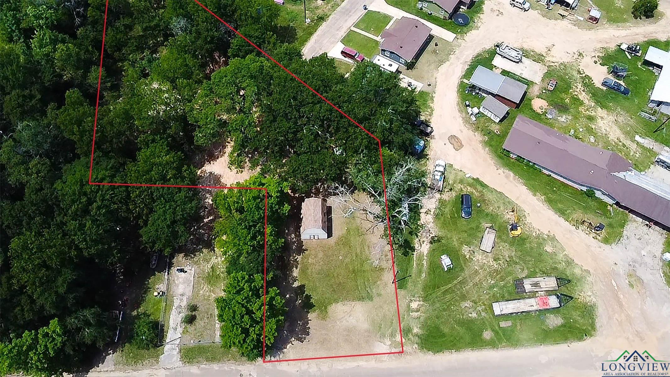 703 Dr Mlk Drive, Gladewater, Texas image 2