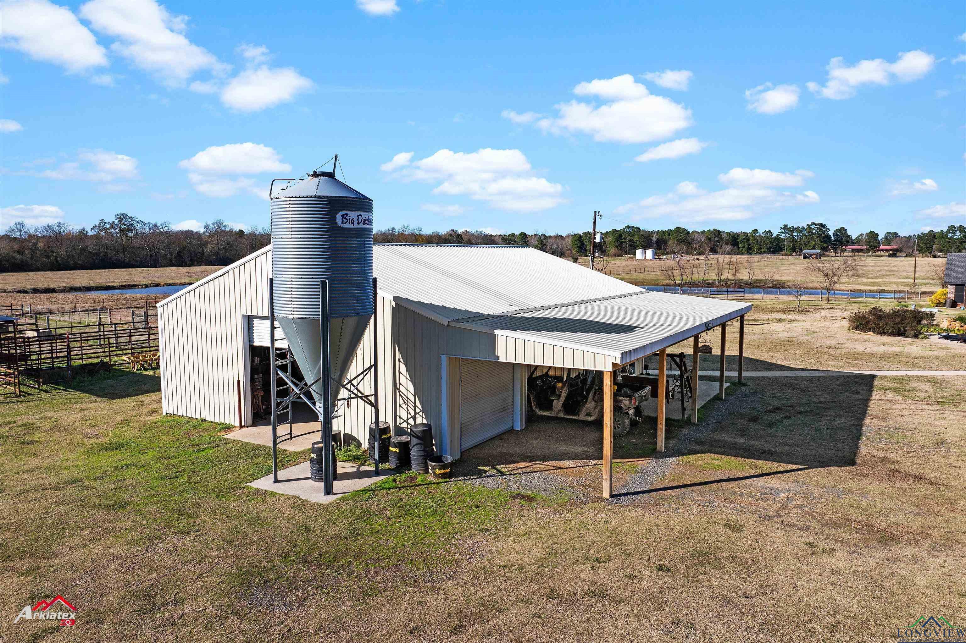 2642 Candyman Rd Rd, Waskom, Texas image 9