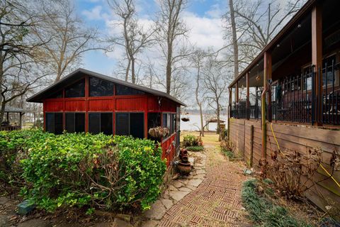 A home in Winnsboro