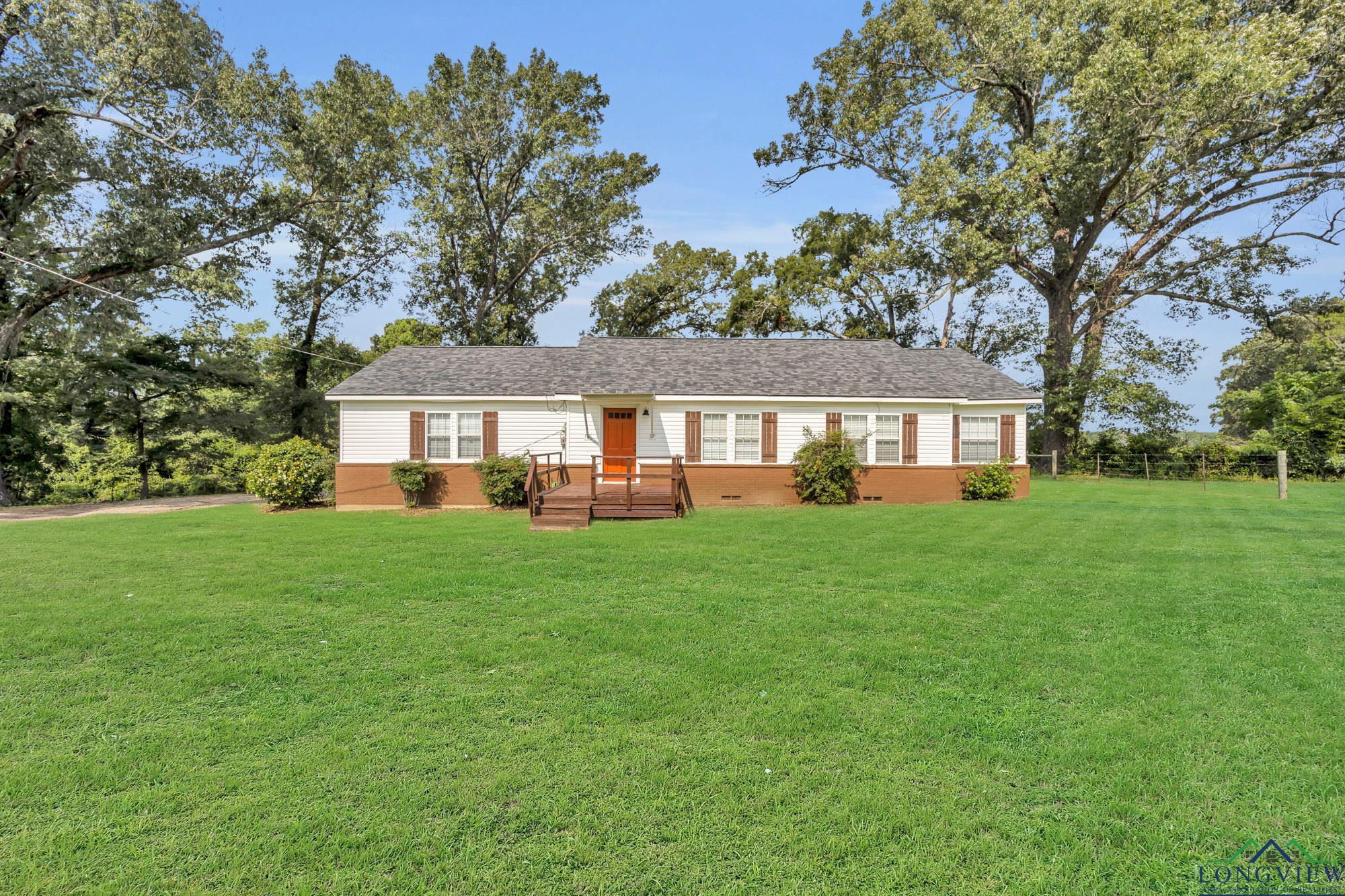 3608 Fm 1970, Carthage, Texas image 27
