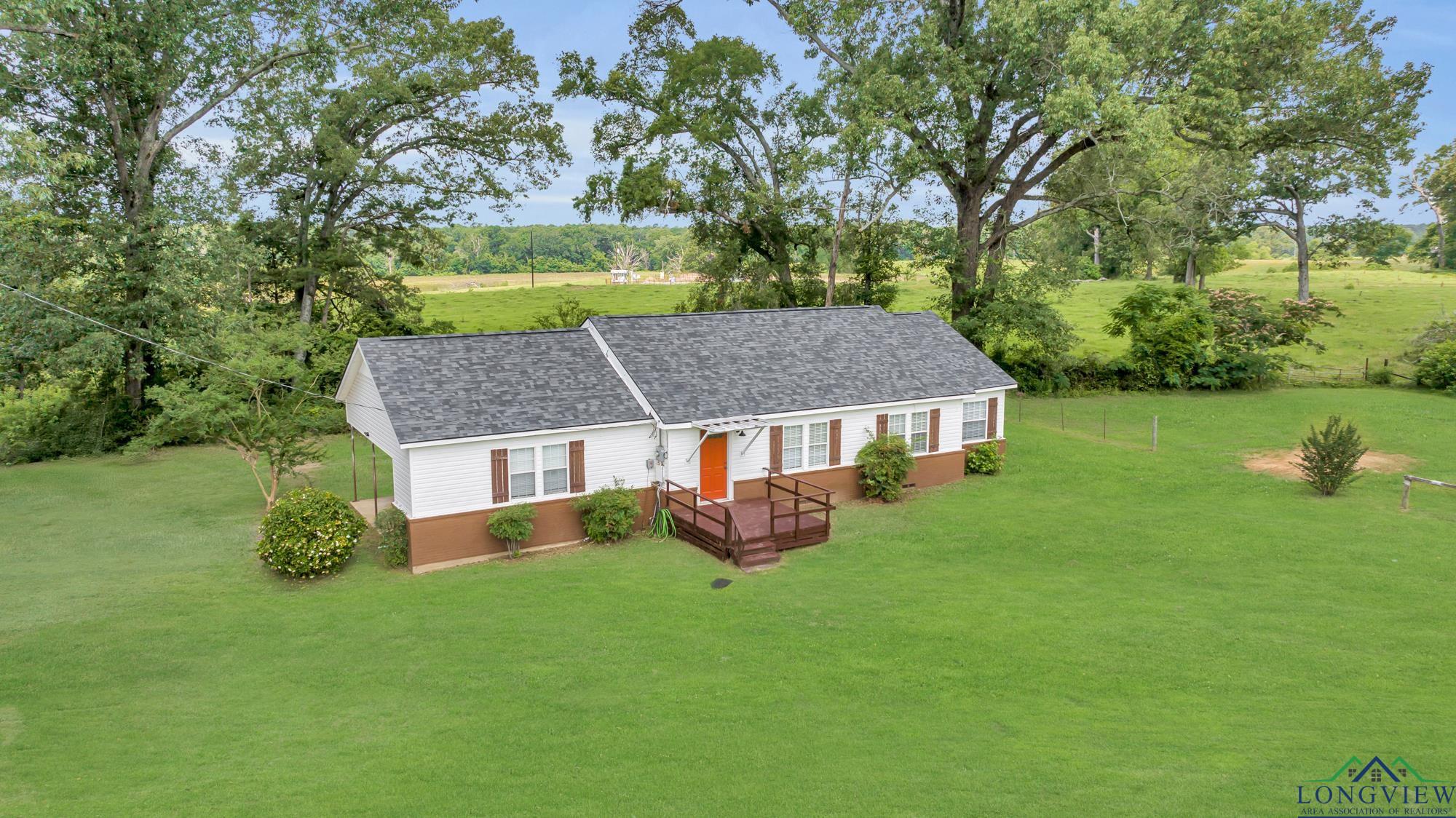 3608 Fm 1970, Carthage, Texas image 1