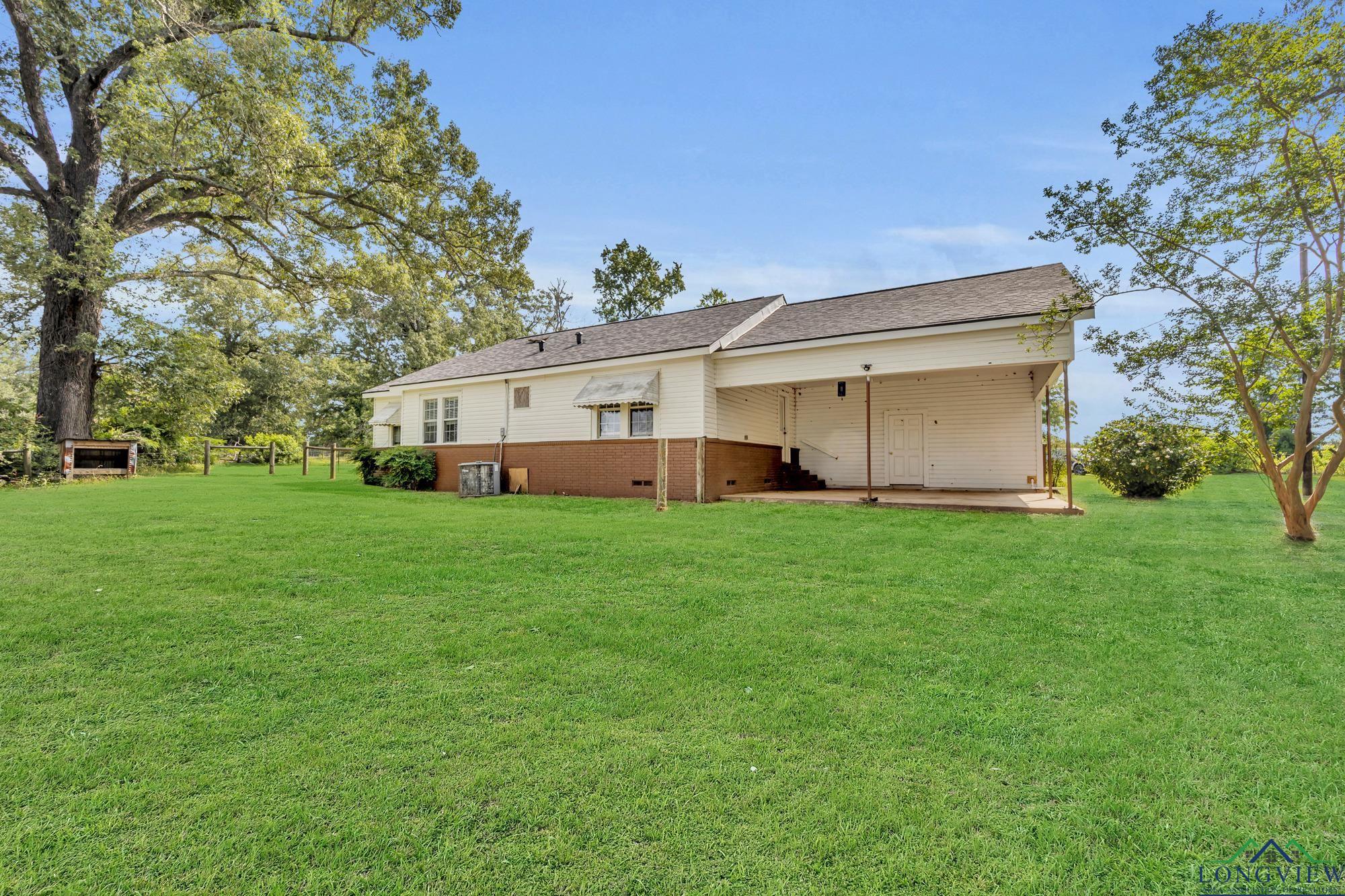 3608 Fm 1970, Carthage, Texas image 22