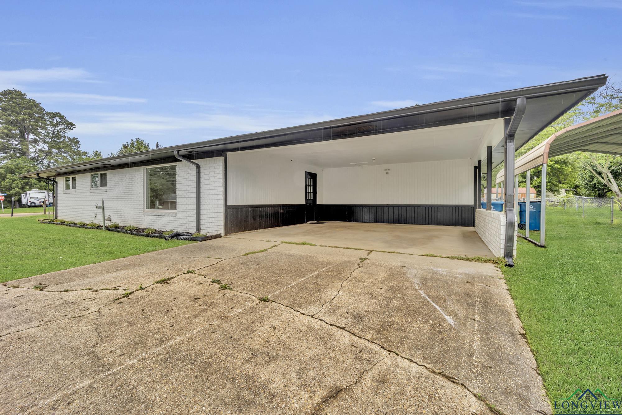 215 Southview Dr, Henderson, Texas image 23