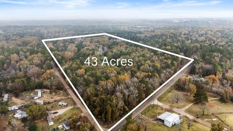 Vacant Land For Sale - 111 Magnolia Rd<br/> Kilgore, TX 75662