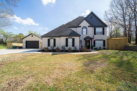 A home in Gladewater