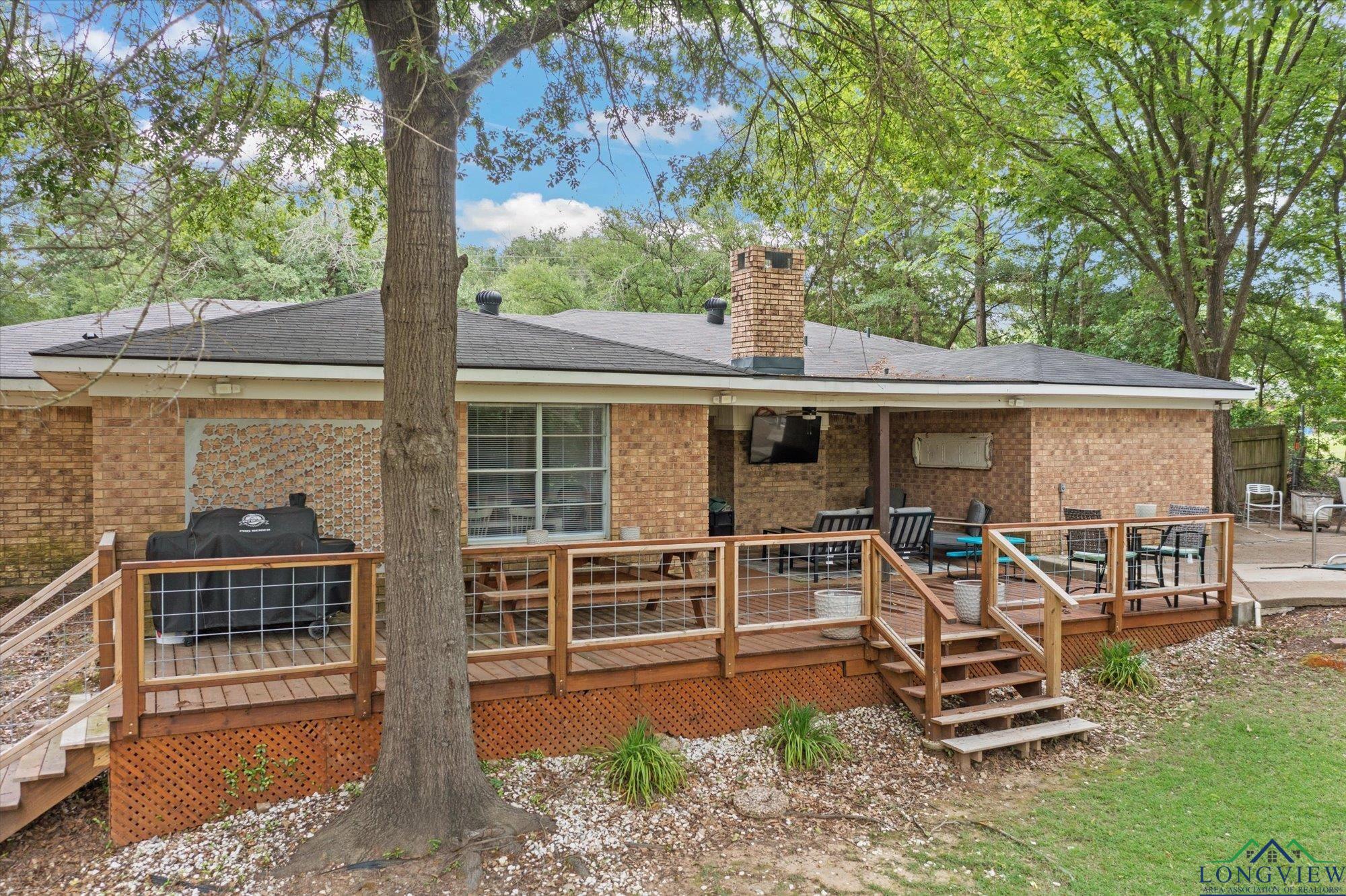 1001 Redbud Dr, White Oak, Texas image 46