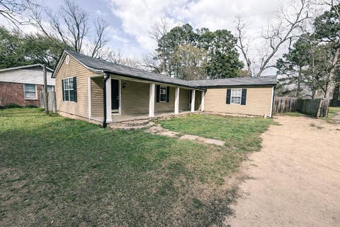 Homes For Sale - 416 & 412 Lafayette St<br/> Pittsburg, TX 75686