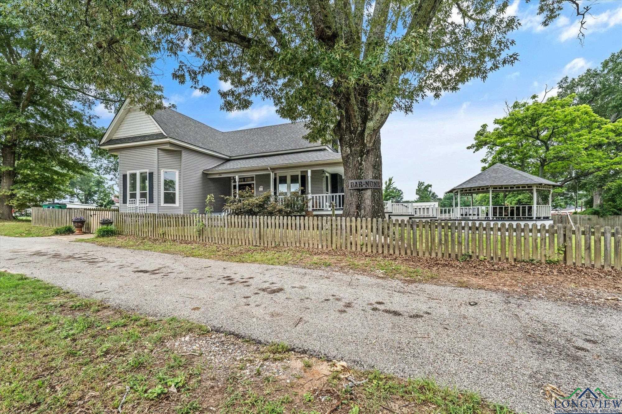 280 S Stonewall St, Tatum, Texas image 3