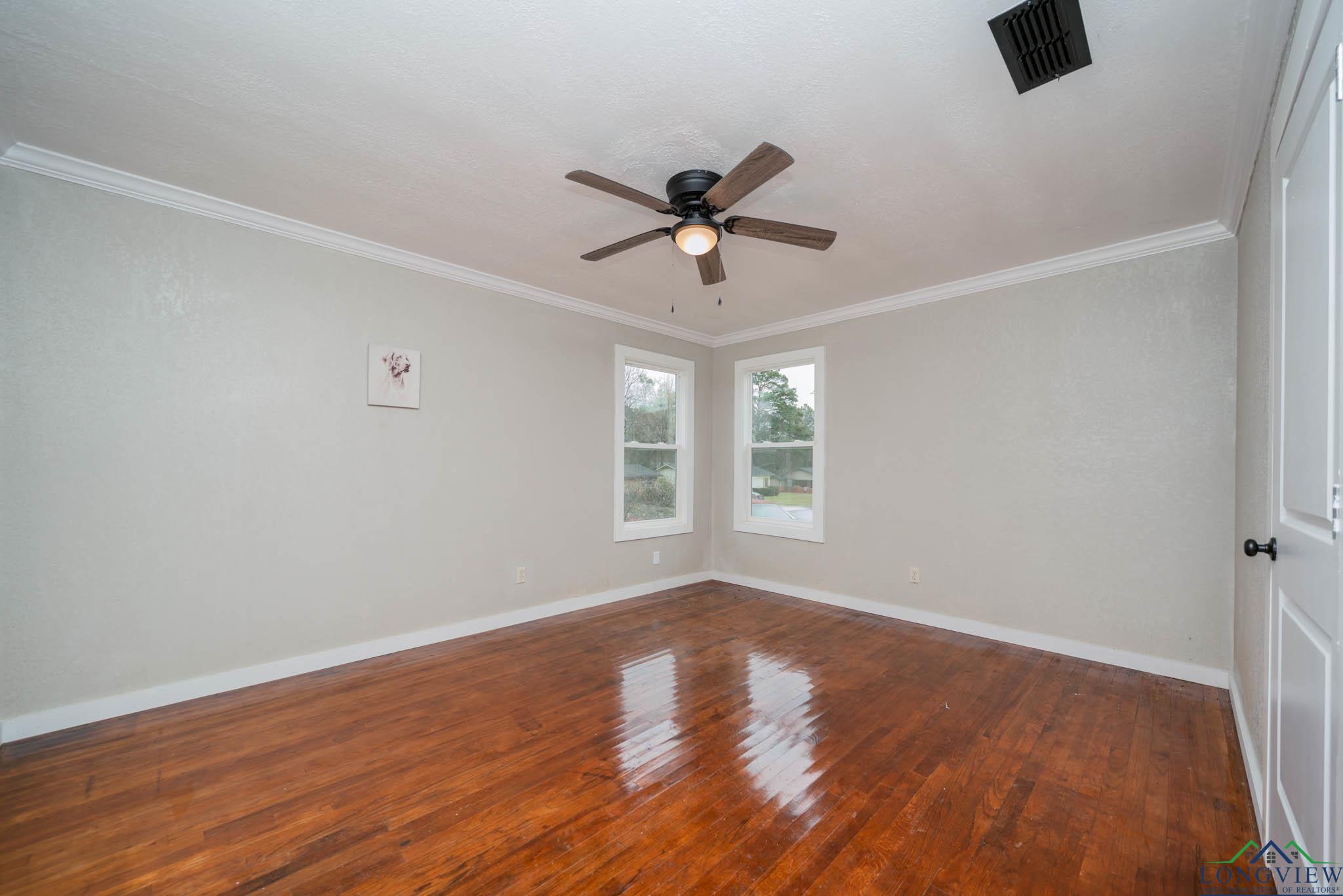 2209 S 13th St, Longview, Texas image 13