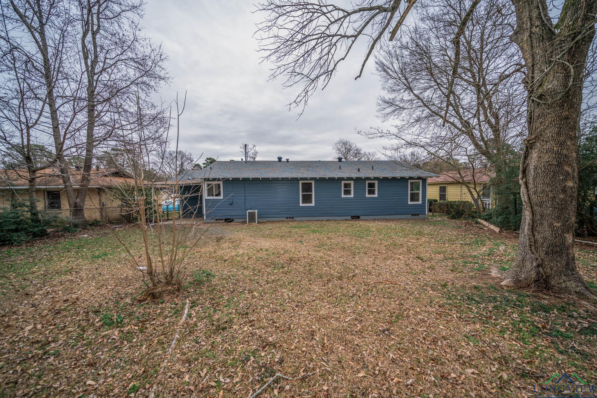 2209 S 13th St, Longview, Texas image 25