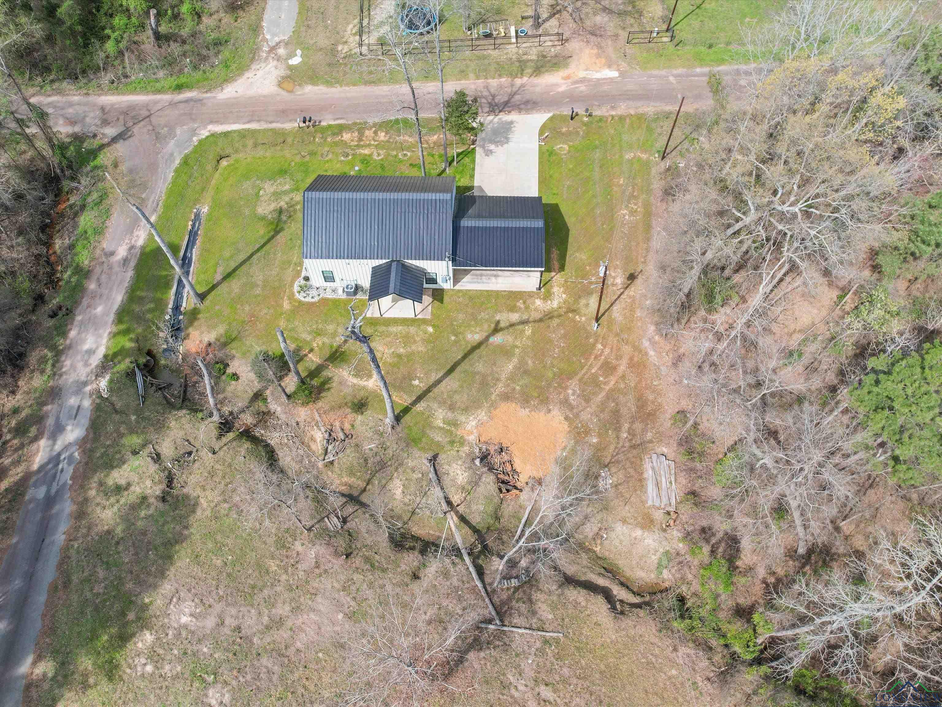 6537 Club Drive, Gilmer, Texas image 4