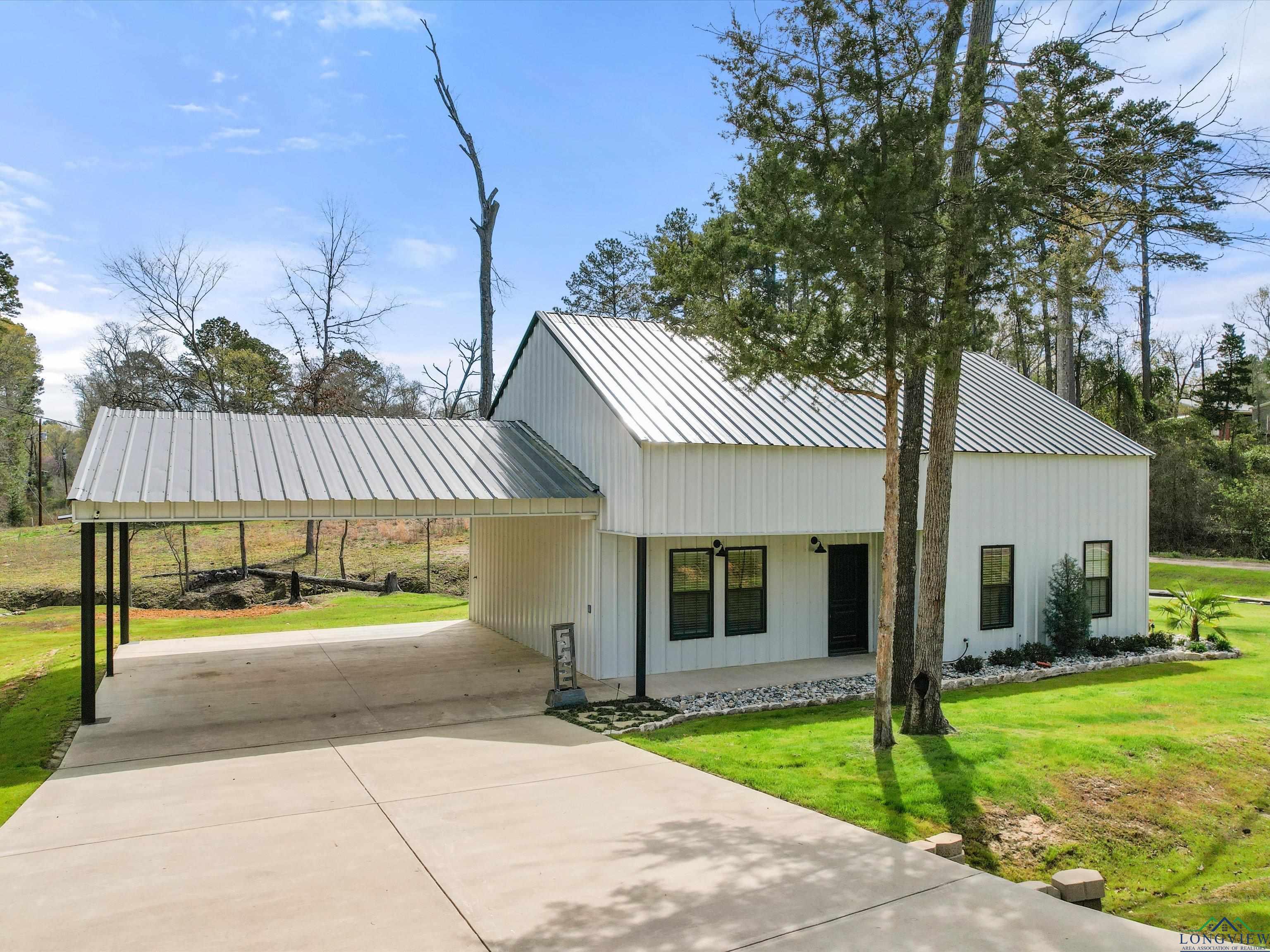 6537 Club Drive, Gilmer, Texas image 5