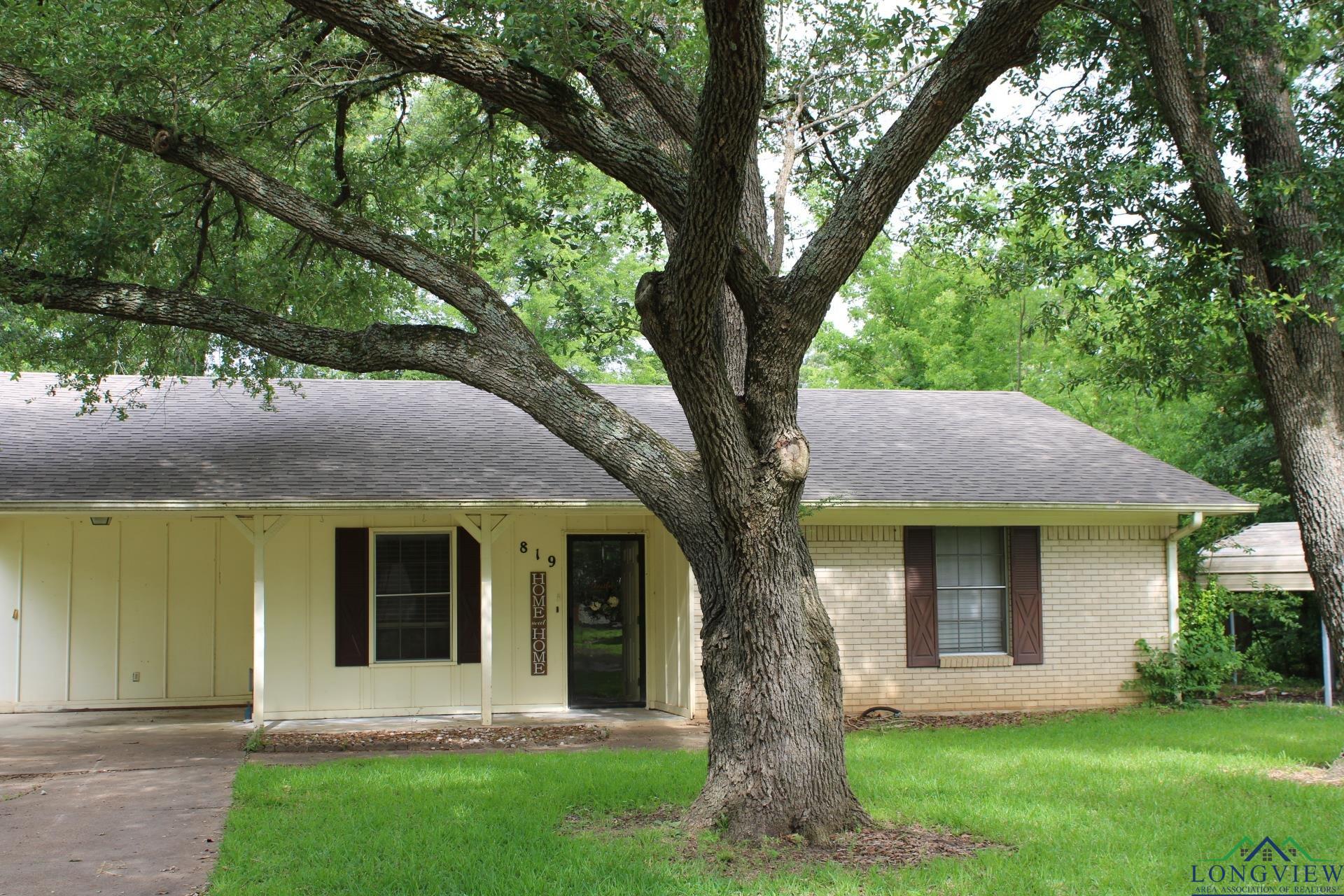 819 Carlisle Dr, Kilgore, Texas image 1