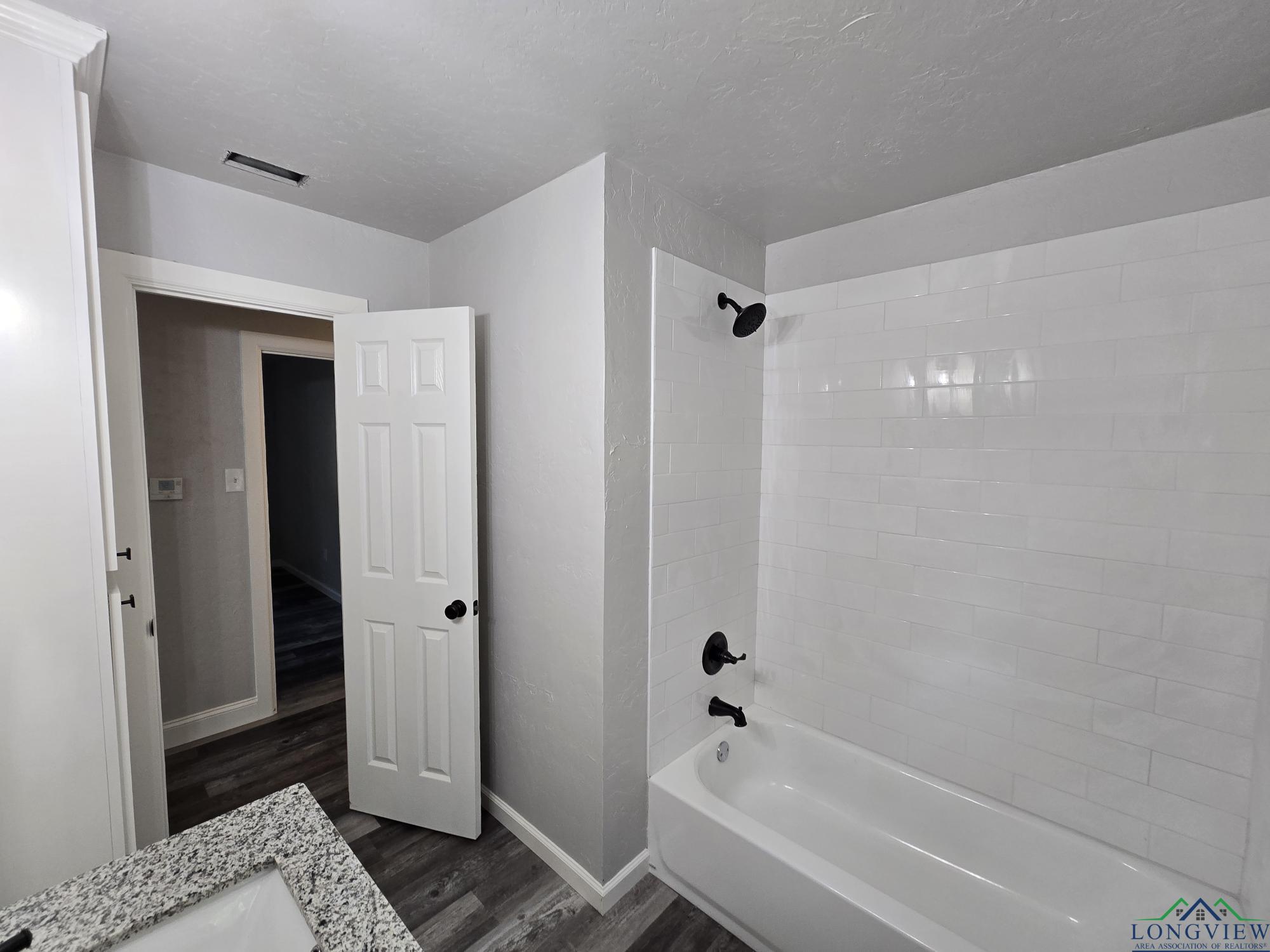 411 Lindsey St, Daingerfield, Texas image 13
