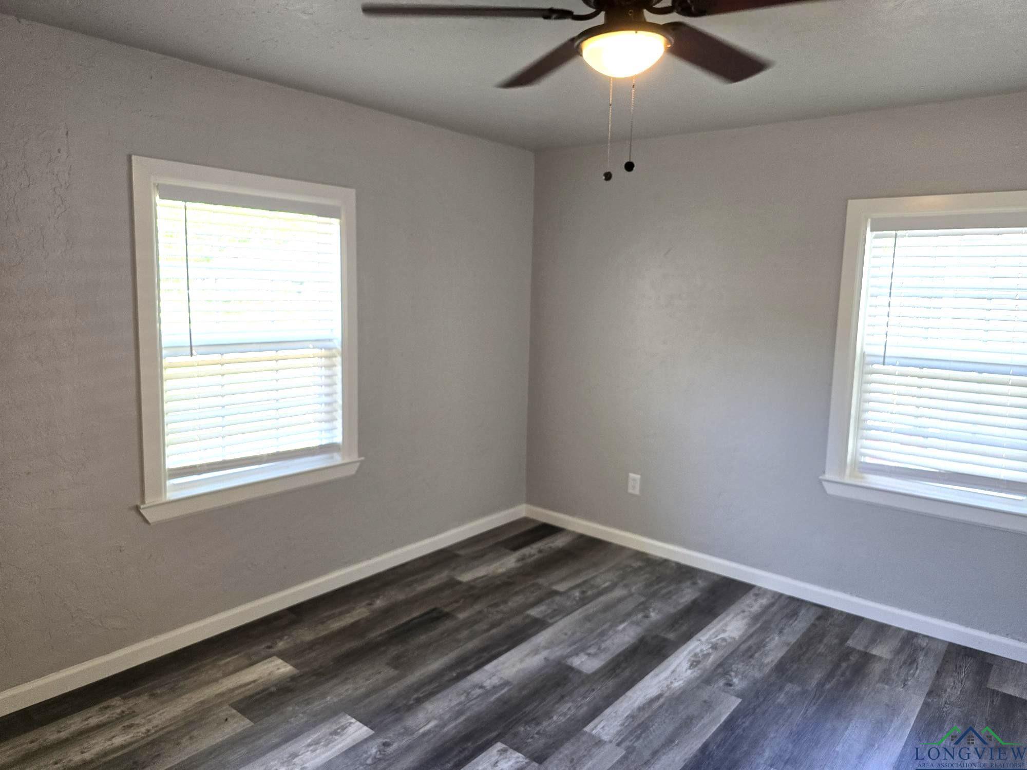 411 Lindsey St, Daingerfield, Texas image 10