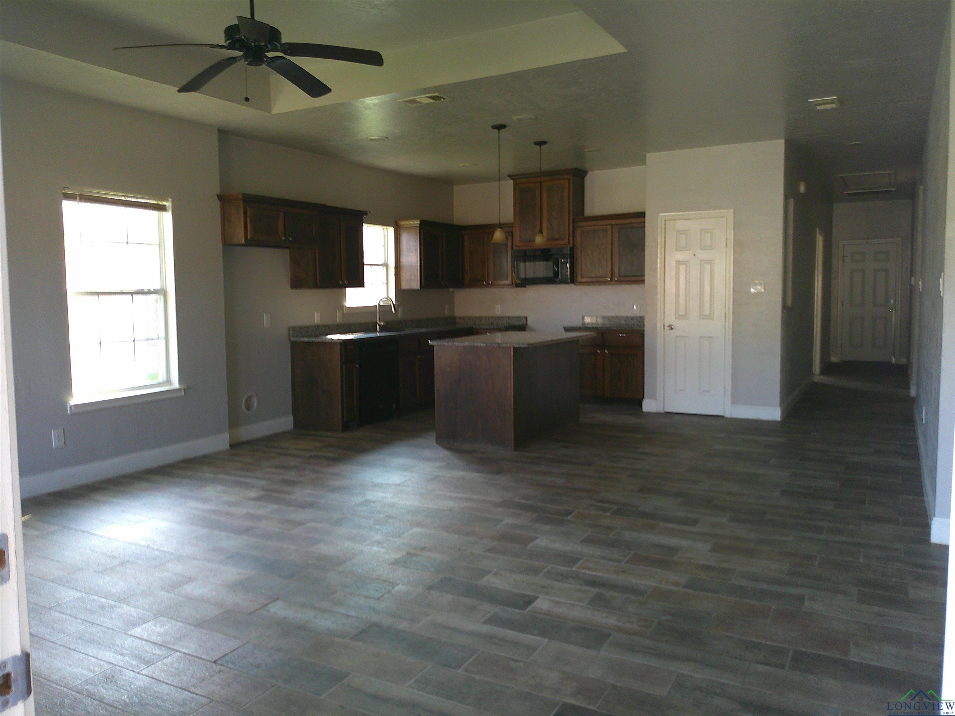 127 Tupelo St, Pittsburg, Texas image 3