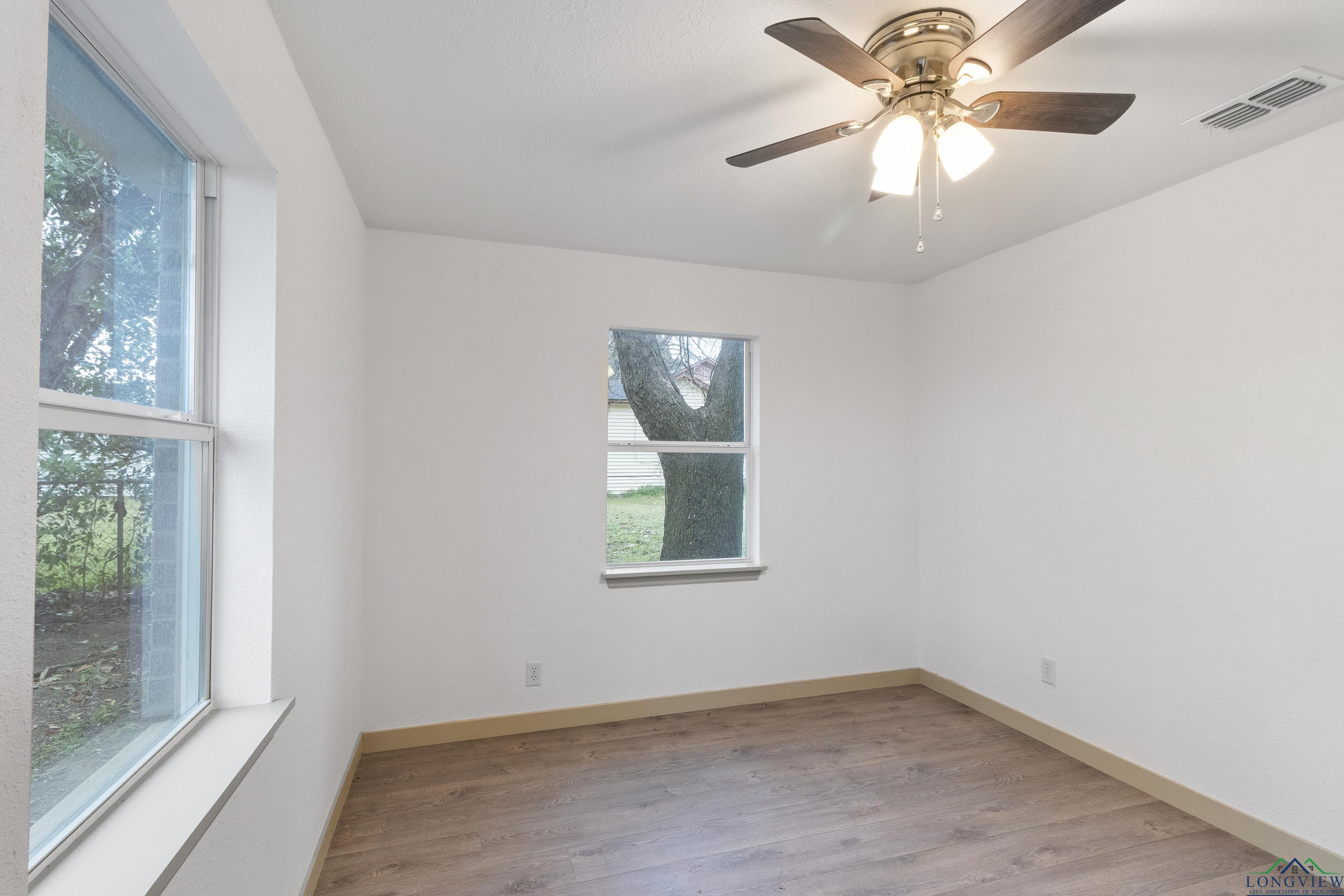 526 Mitchell Street, Winnsboro, Texas image 12